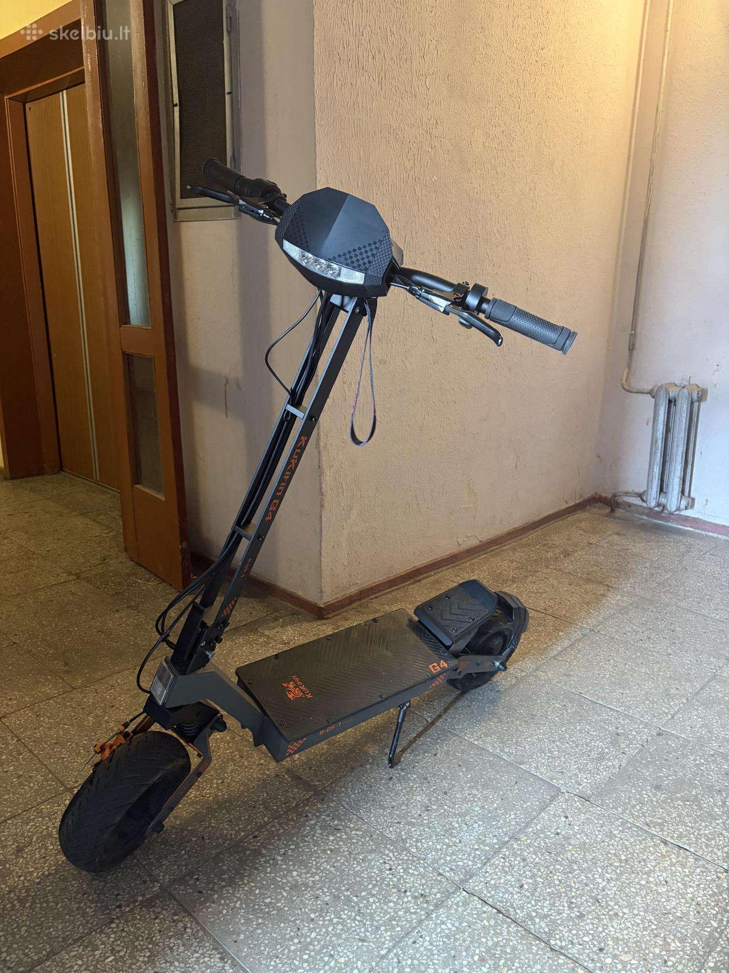 Parduodamas Kukirin G4 elektrinis paspirtukas