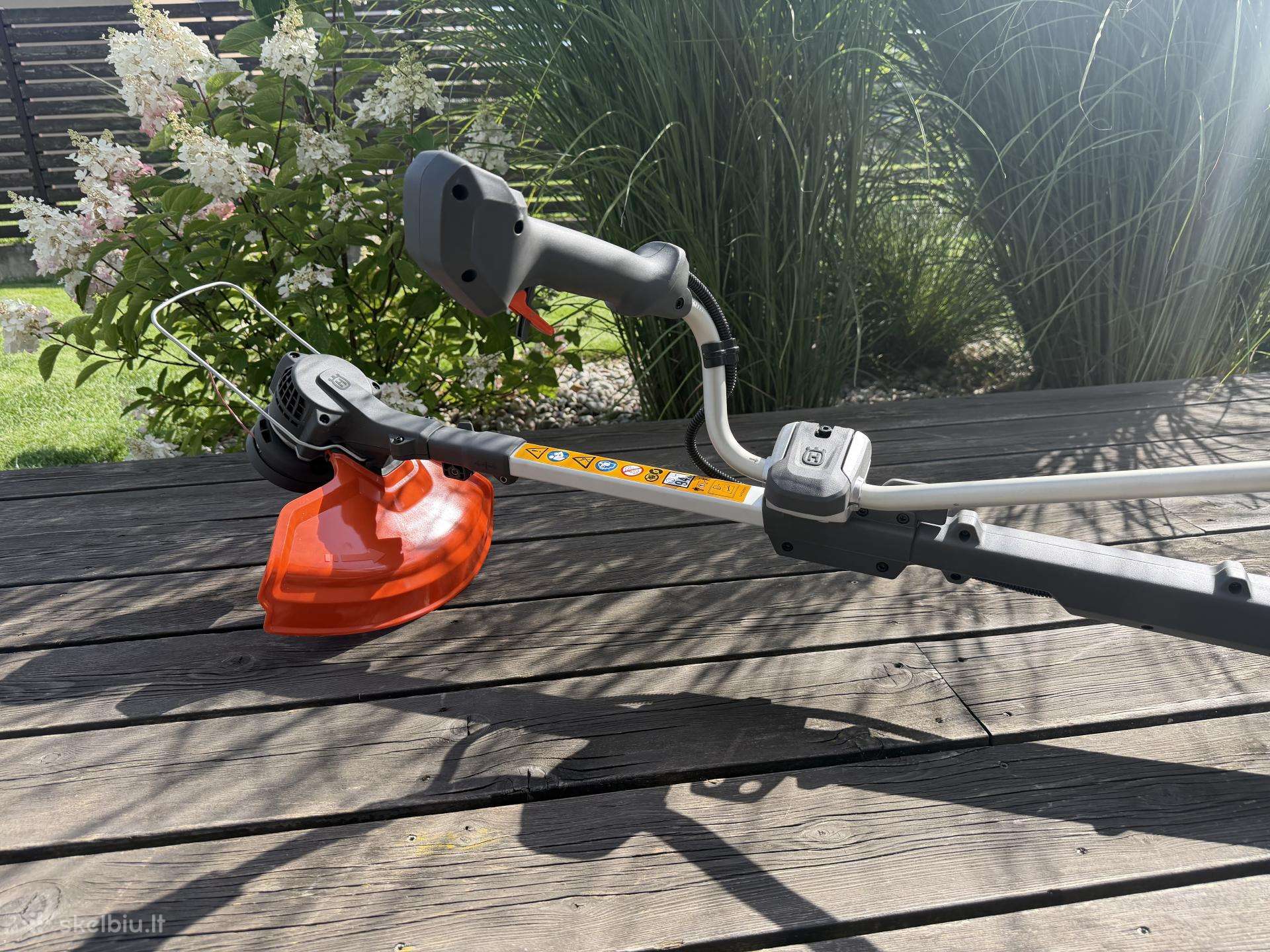 Naujas Trimeris Husqvarna 220ir - 220€