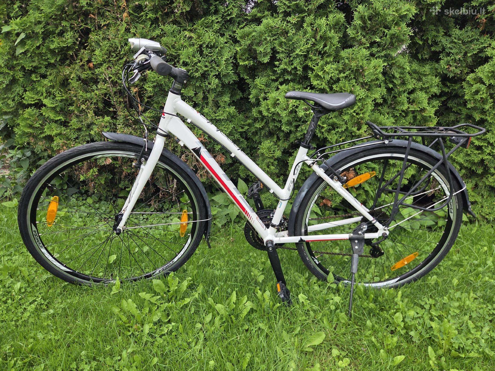 Fuji Absolute 2.1 Le miesto dviratis