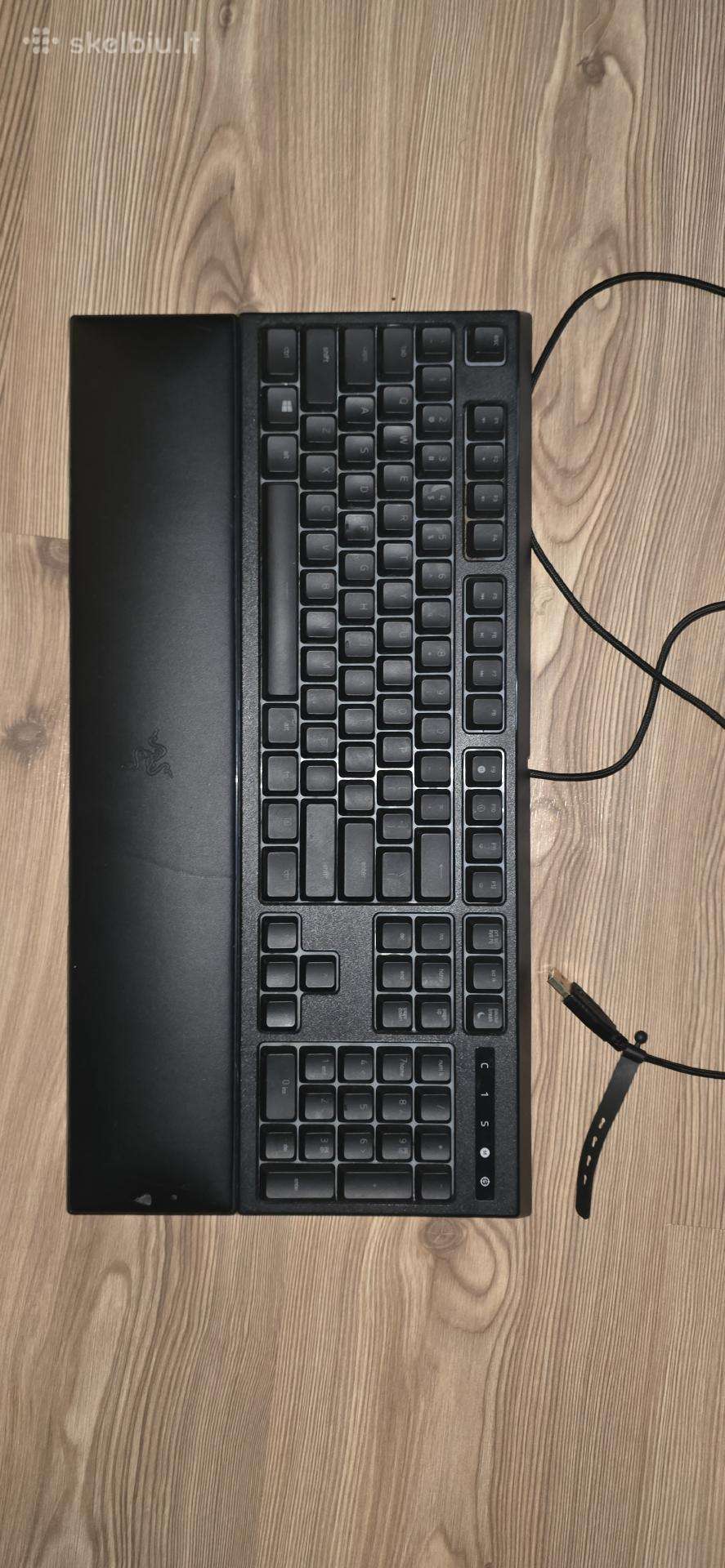 Razer Ornata Chroma gaming klaviatūra