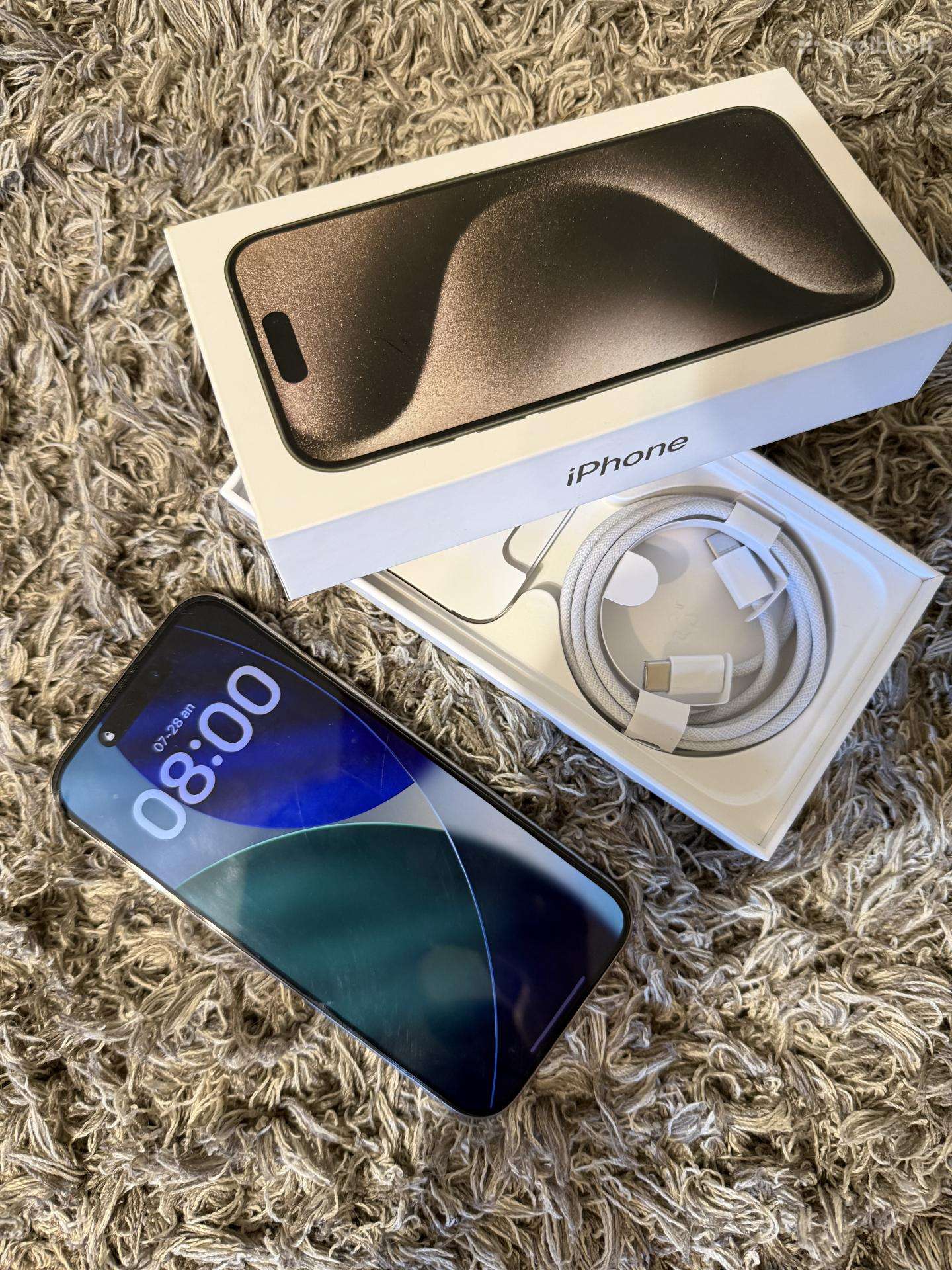 iPhone 15 pro 256gb