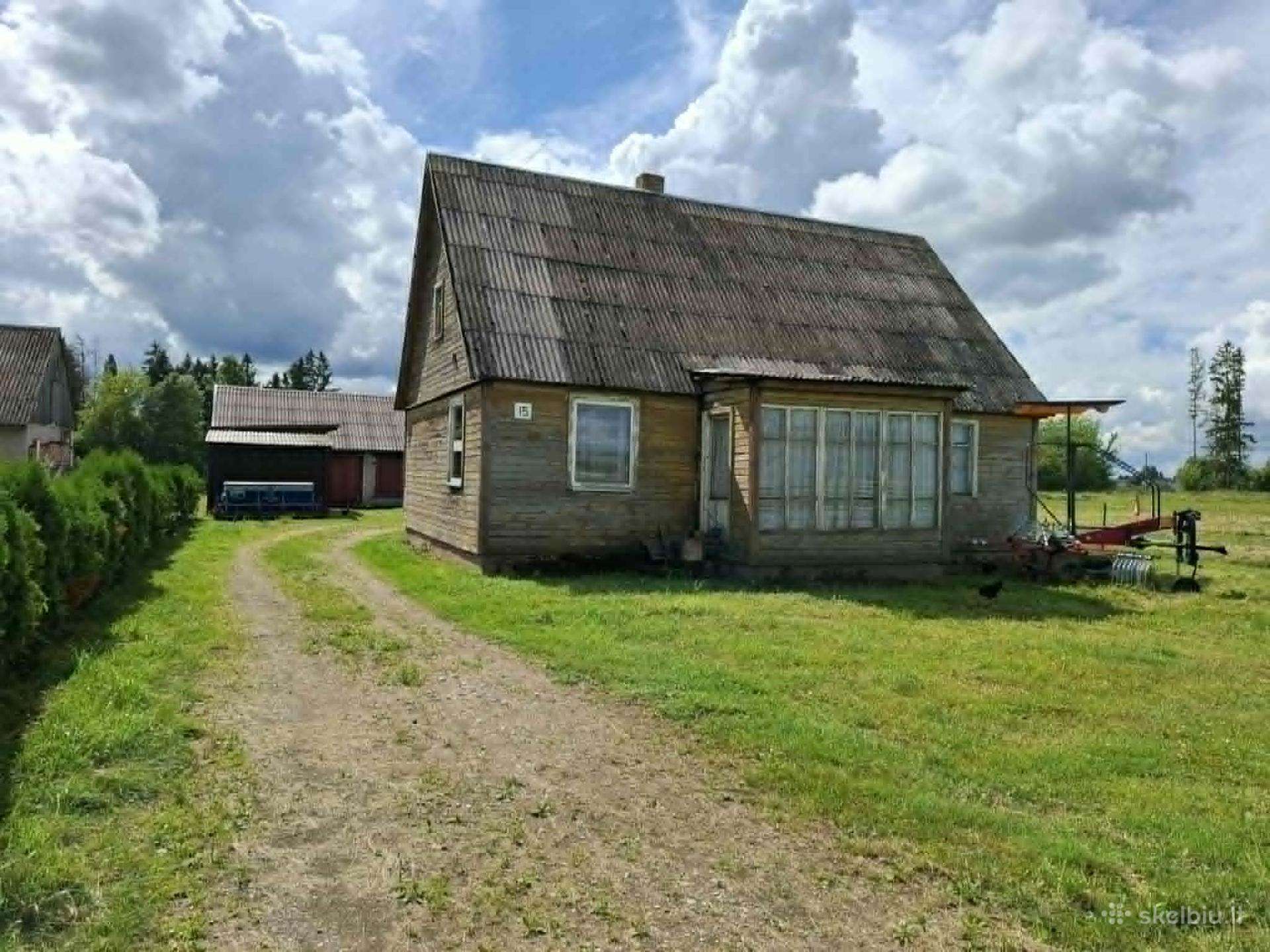 Parduodamas namas Šimonių miestelyje