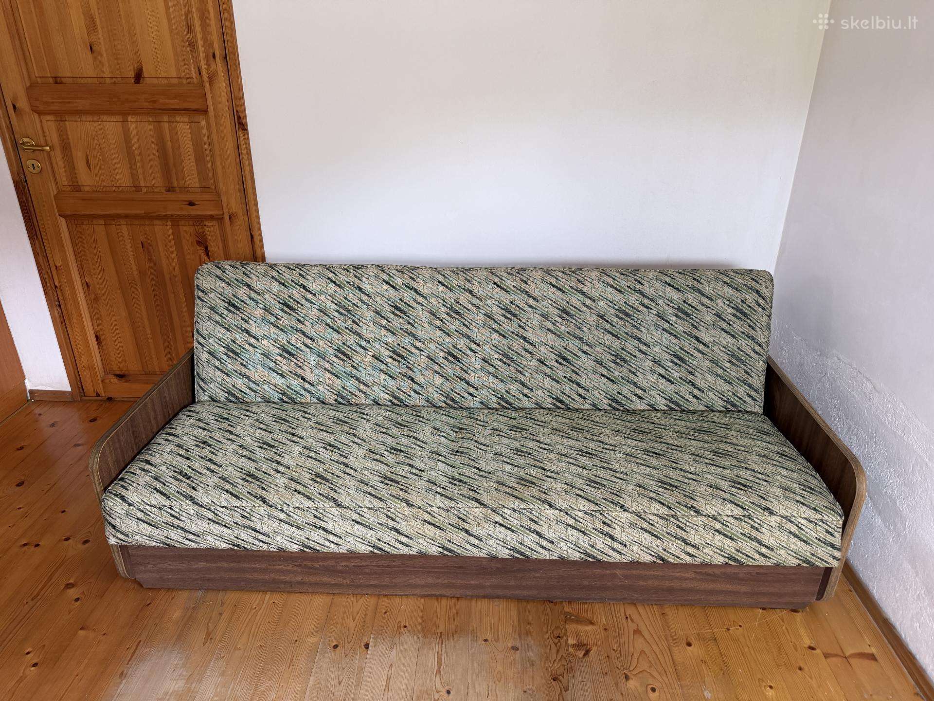 Dovanojame sofa-lova