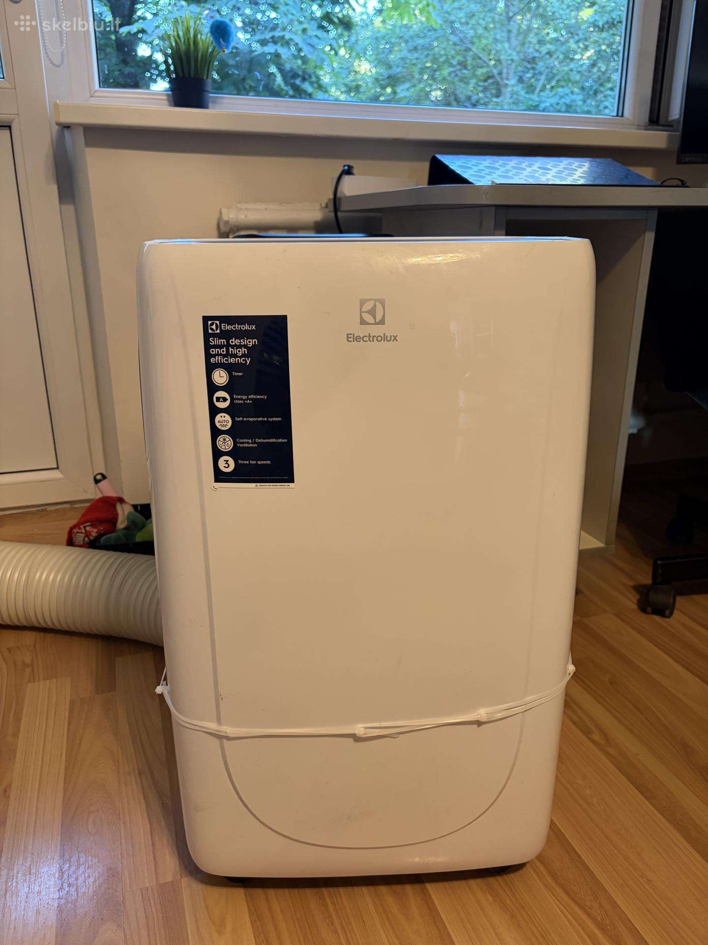 Electrolux mobilus kondicionierius
