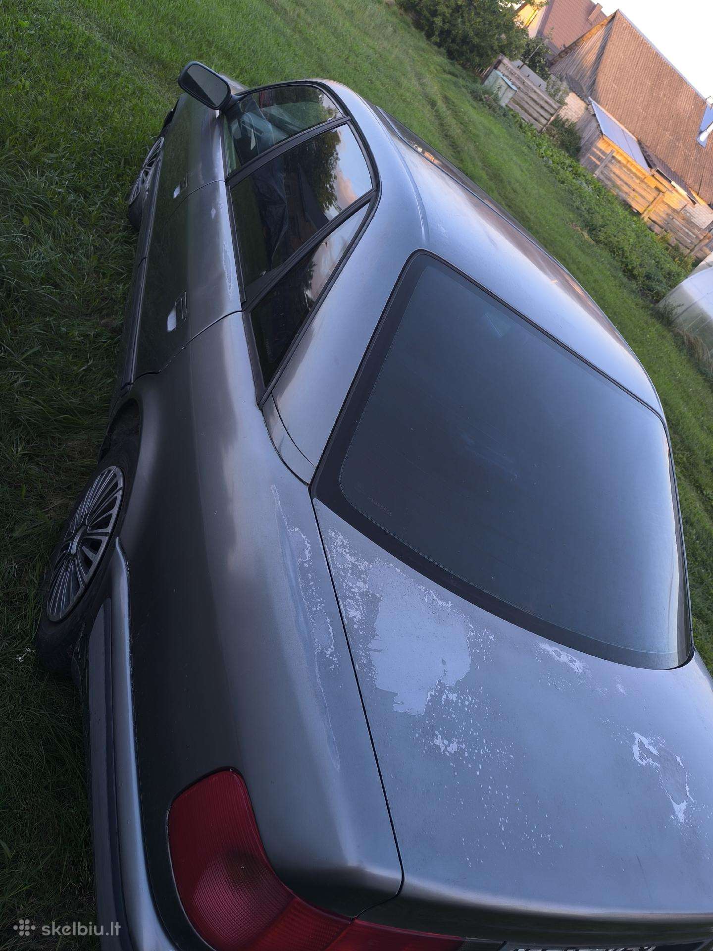 Audi 100