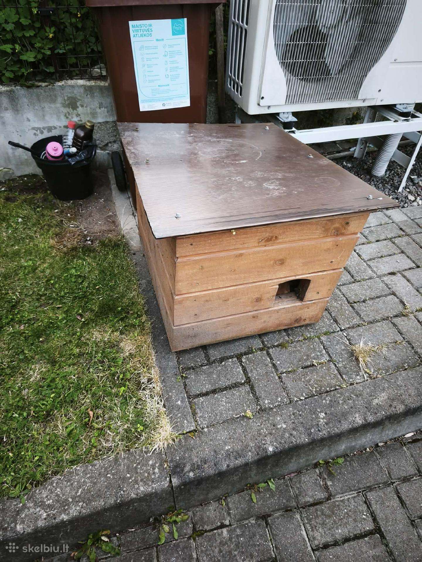Lauko namas katei