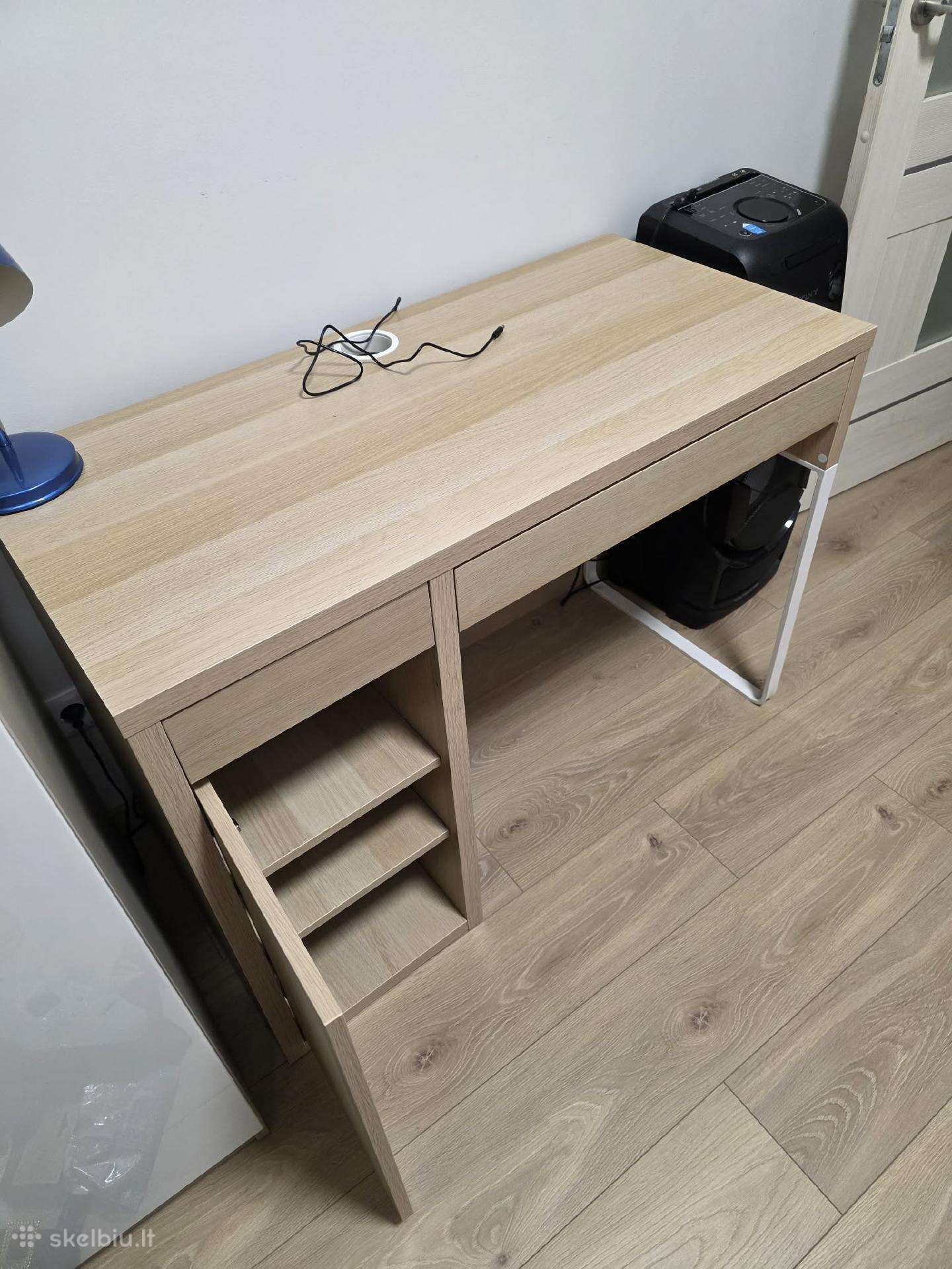 Rašomasis stalas 105x50cm