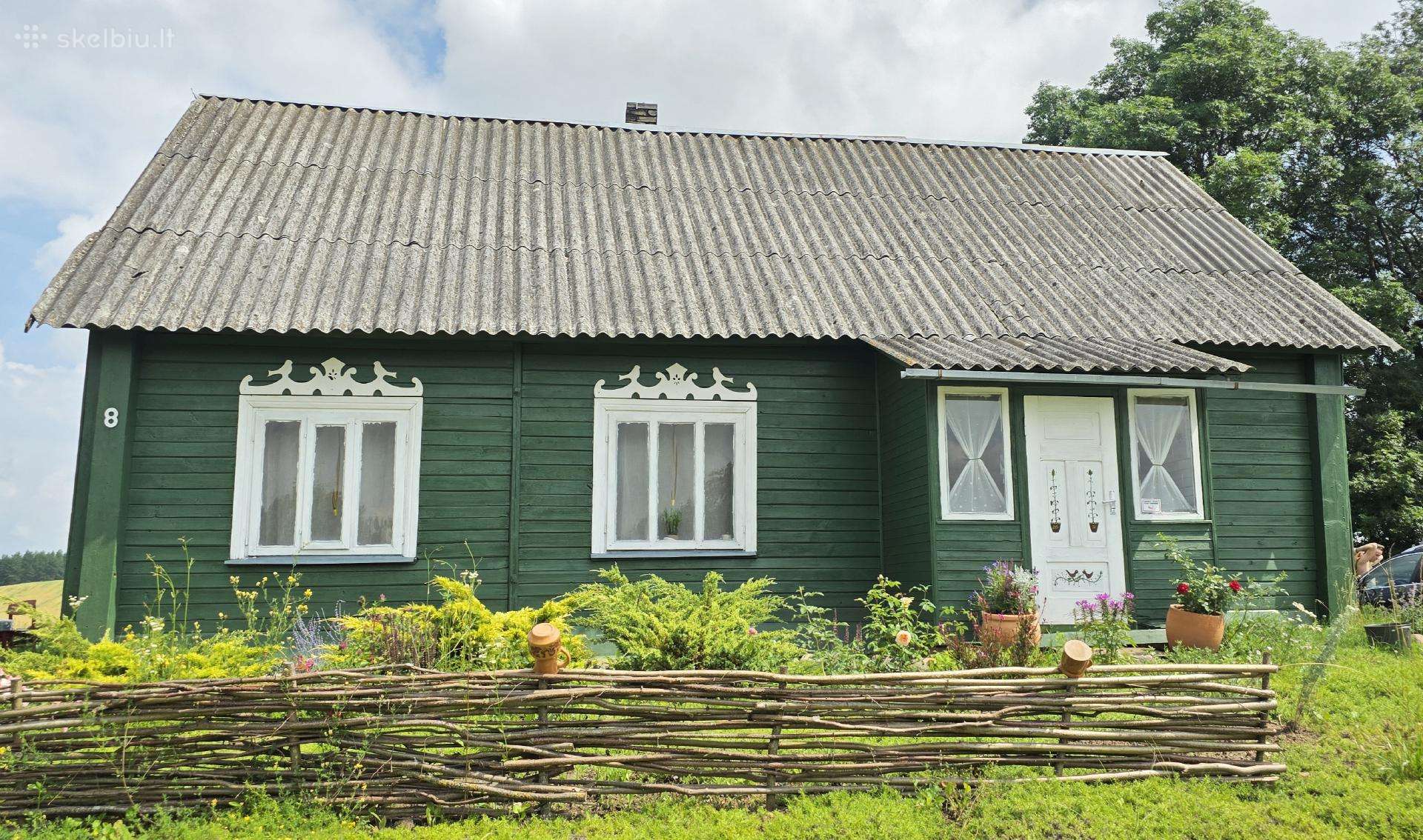 Parduodame sodybą Varėnos raj.