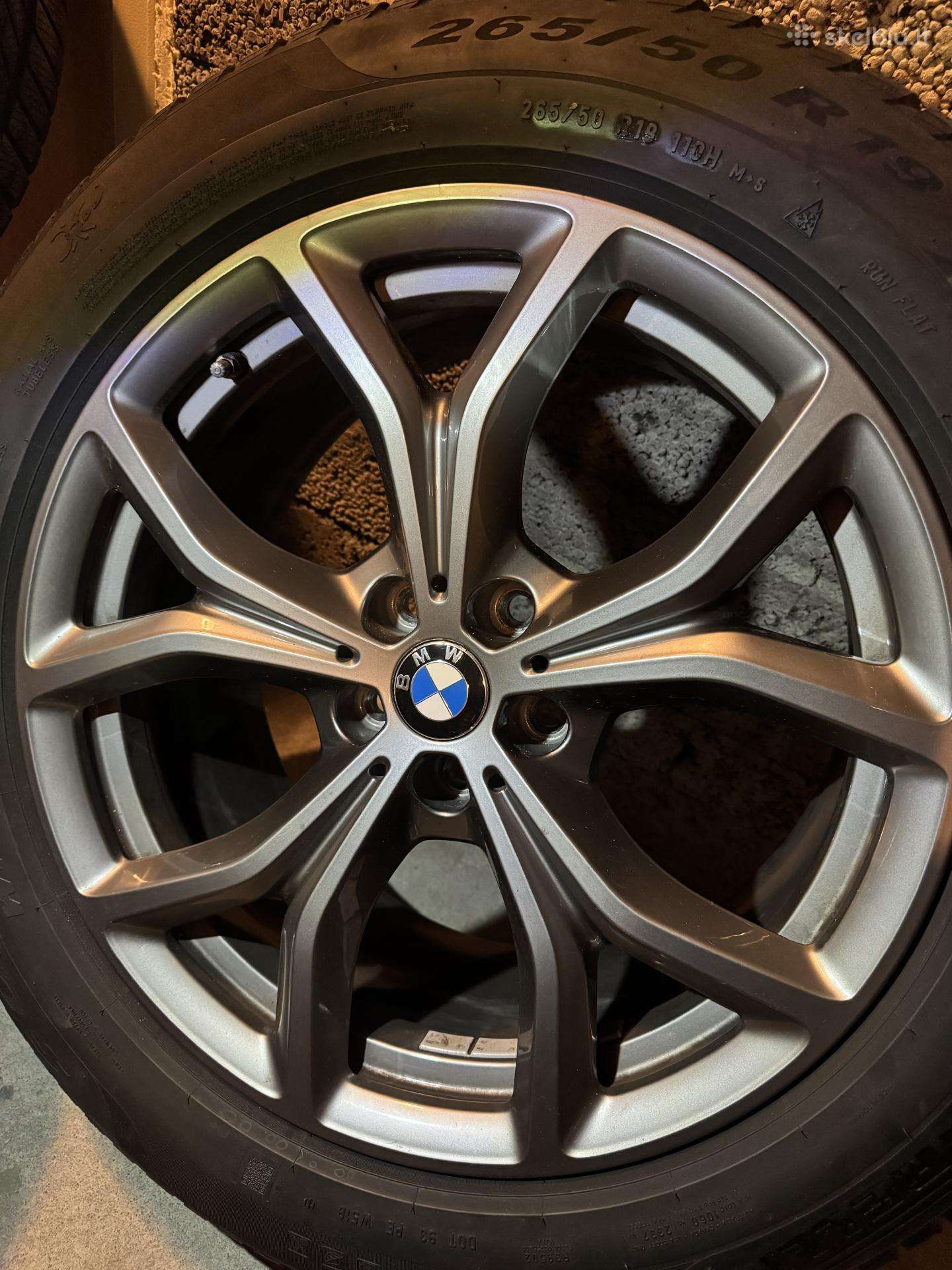 Org bmw ratlankiai su padangom ir slegio davikliai