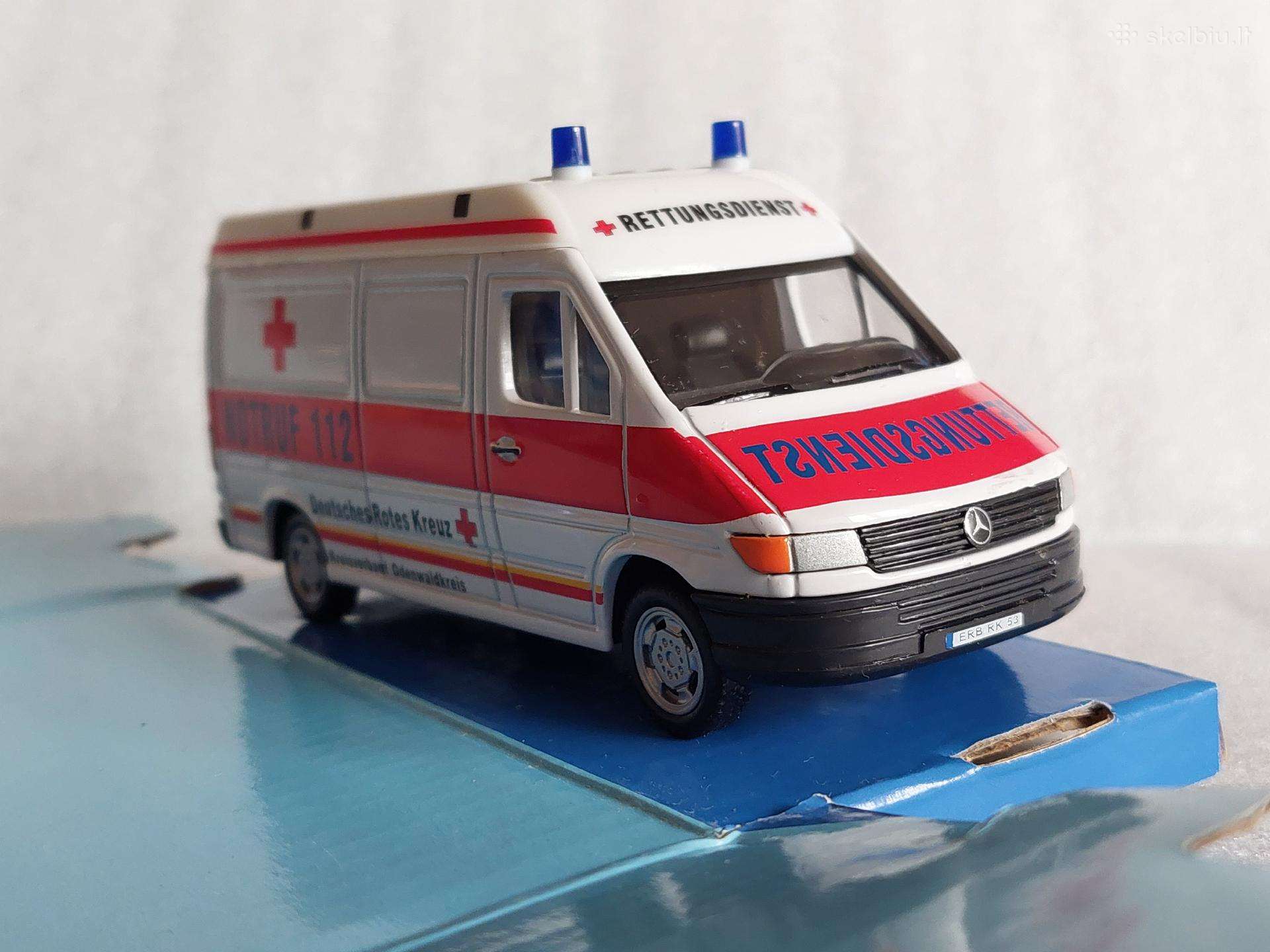 Mercedes - Benz Sprinter Van