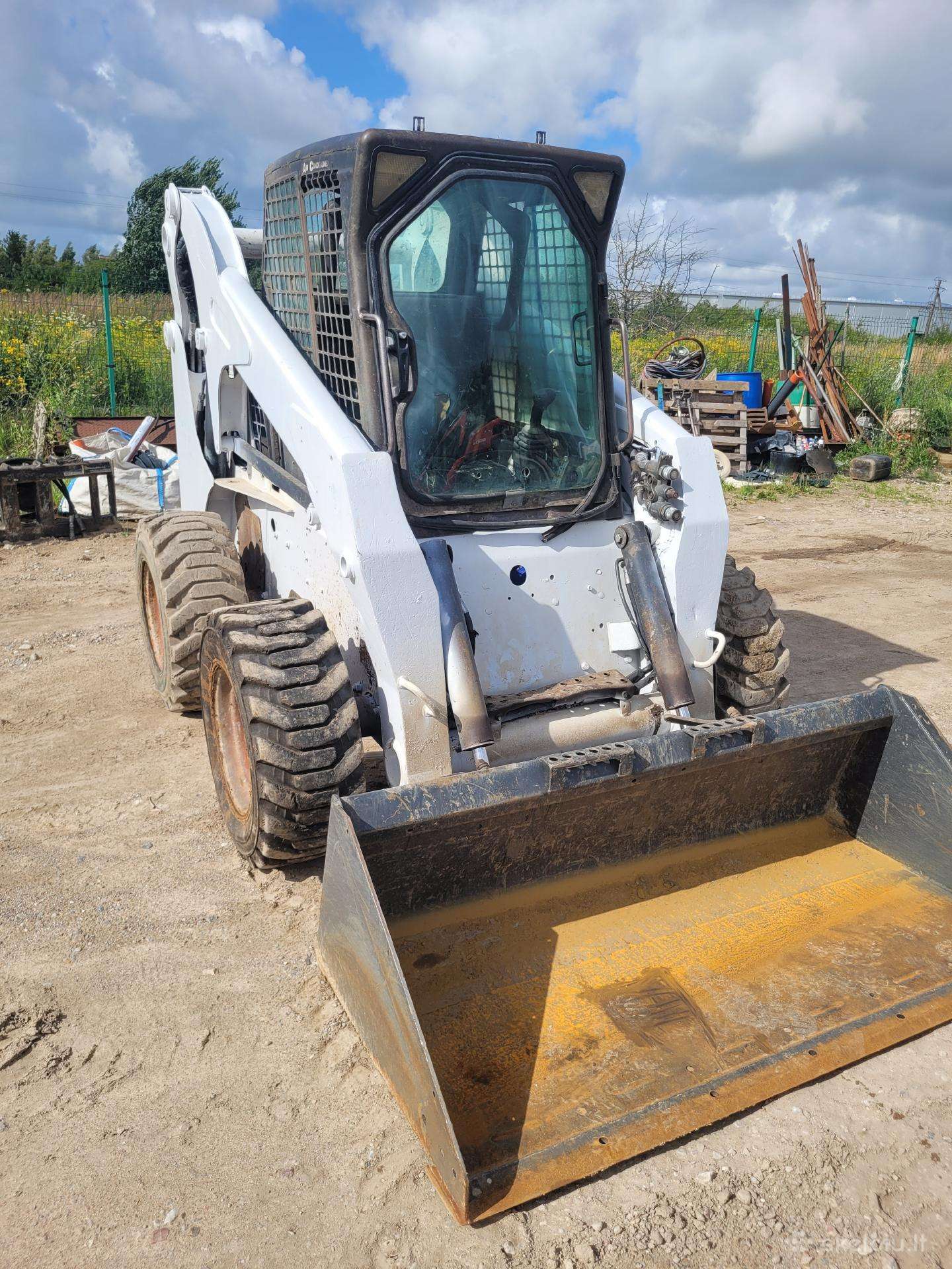 Bobcat S250