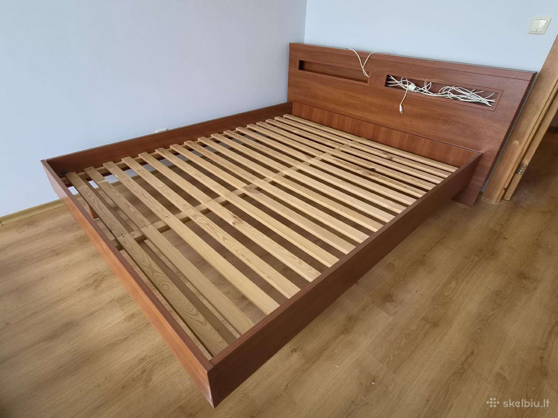 Dovanoju dvigulę lovą