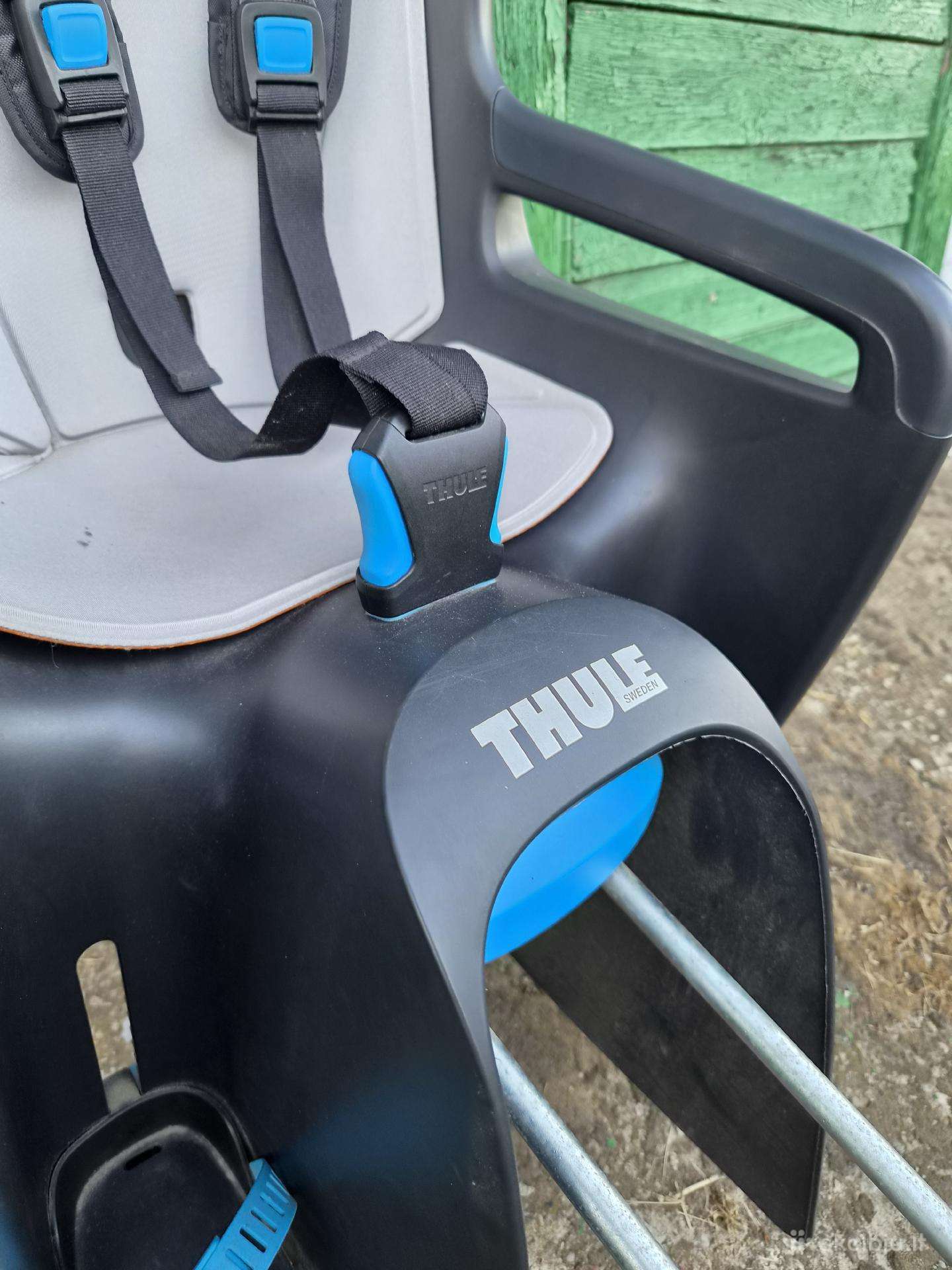 Vaikiška dviračio kėdutė Thule, puikios būklės