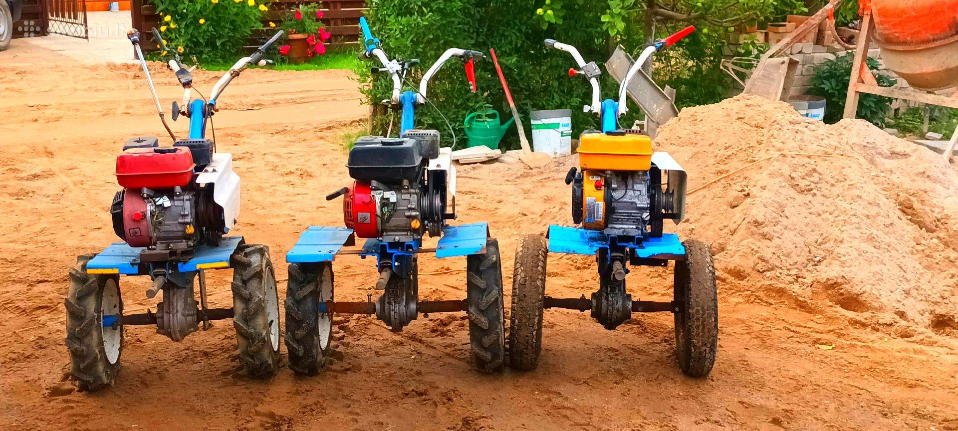 Motoblokas-kultivatorius su priedais ar be priedu