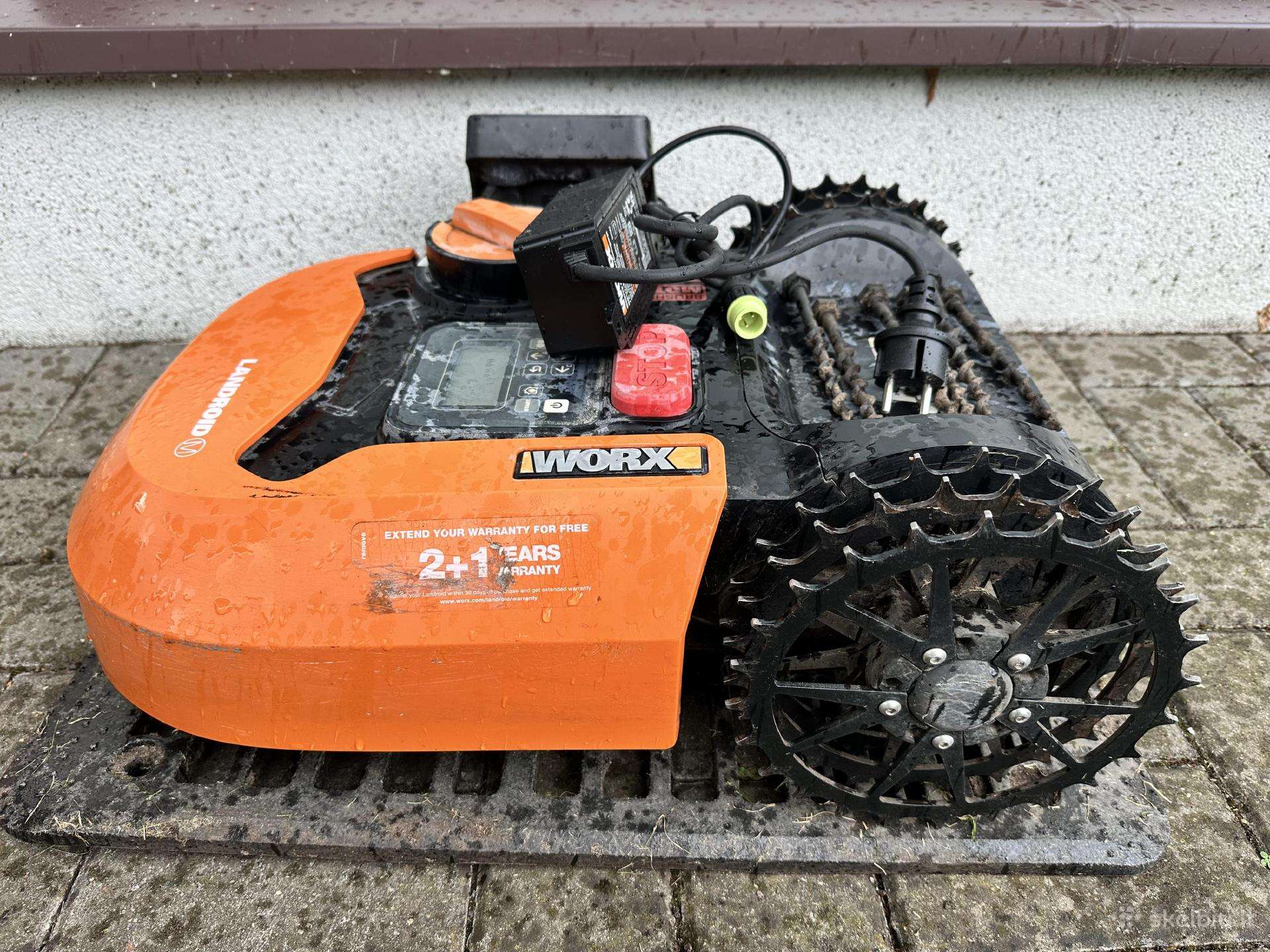 Vejos robotas Worx M1000 Wr143e