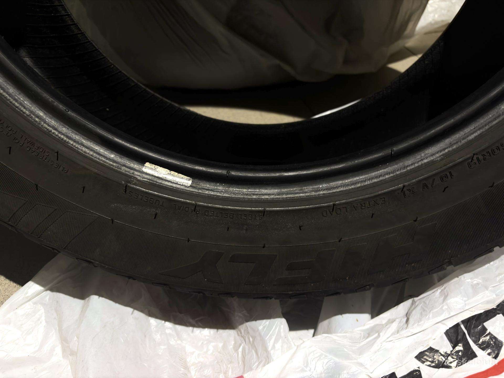 Pirelli, vasarinės 255/50 R19