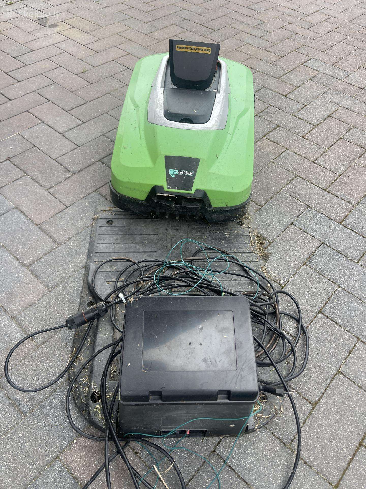 Robotas zoliapjove