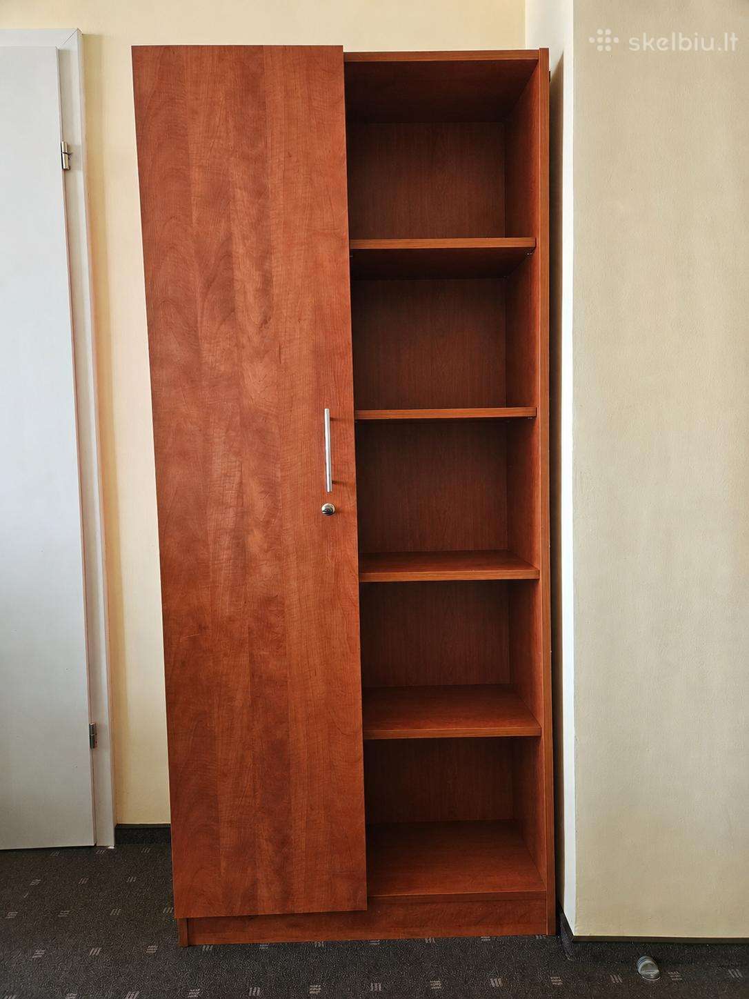 Parduodama dokumentų spinta