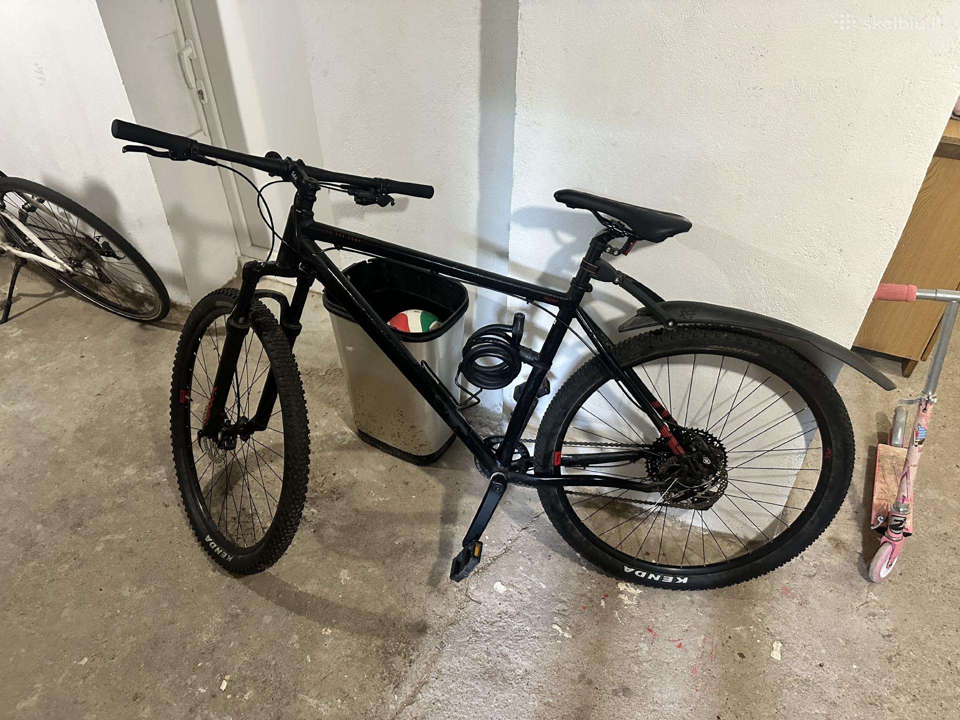 White Xc290 comp