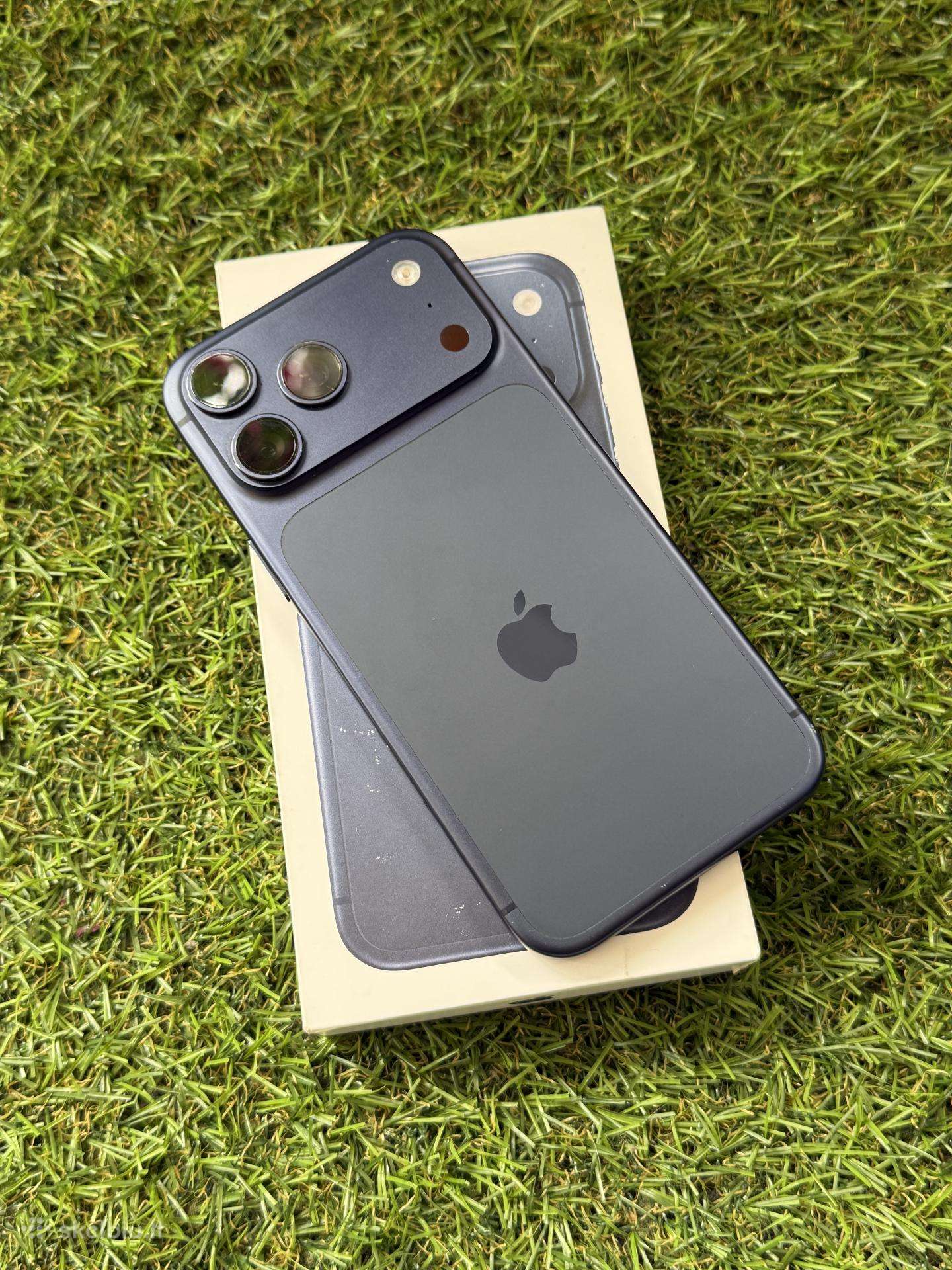 Apple iPhone 17 Pro Max 256gb Deep Blue