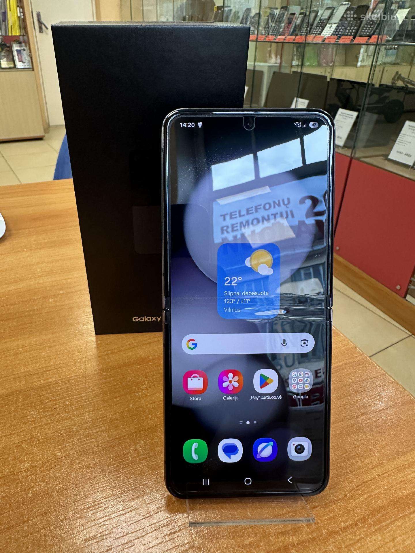 Samsung Galaxy F731 Z Flip 5 256 GB (naudotas)