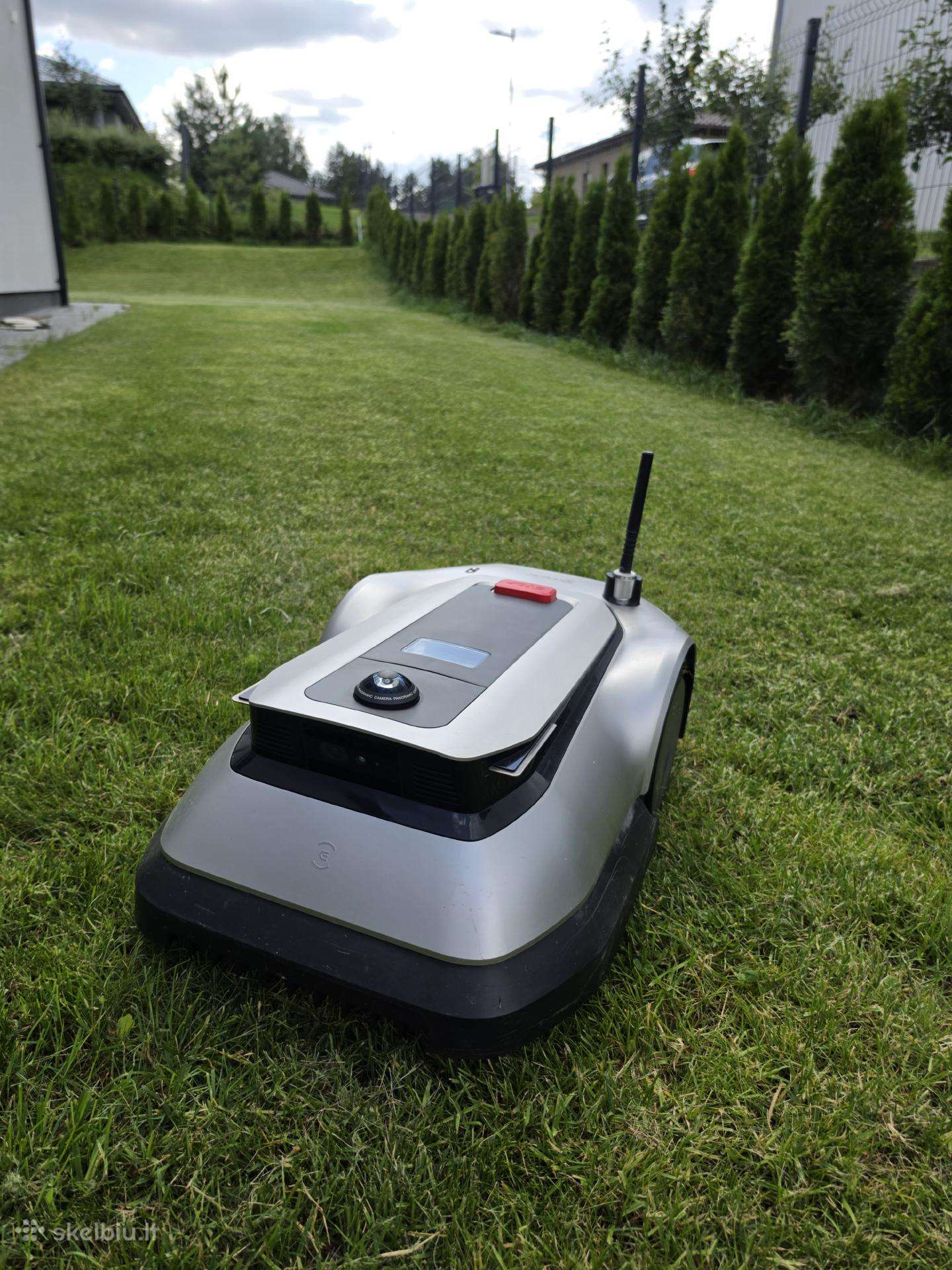 Ecovacs Goat G1-2000