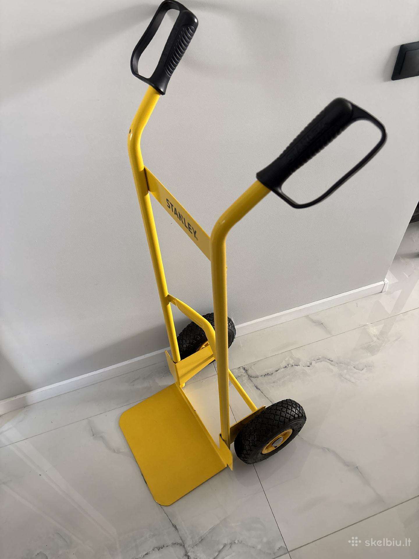 Krovininis vezimelis stanley 200 kg beveik naujas