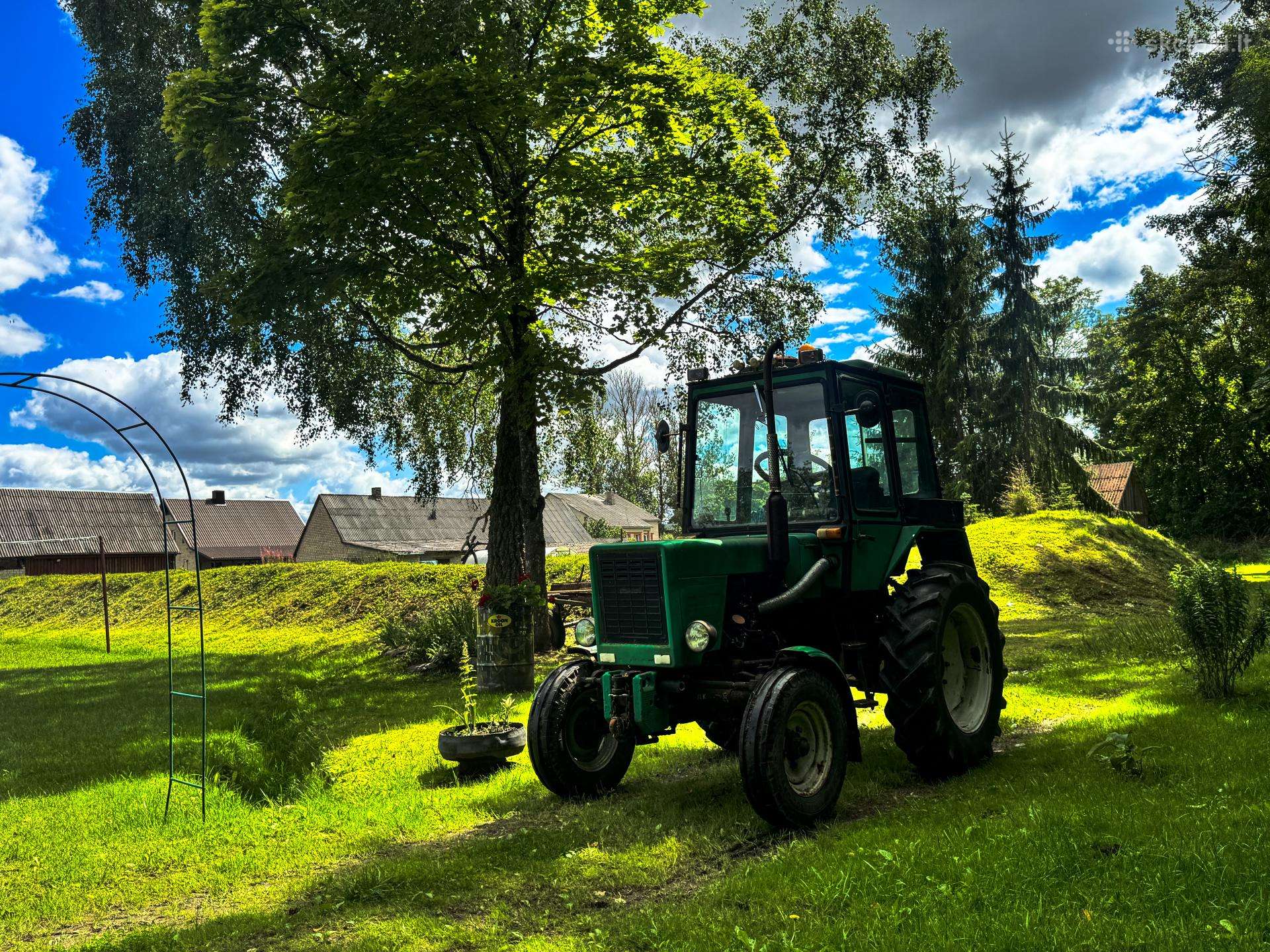 Parduodu T-25a traktorių