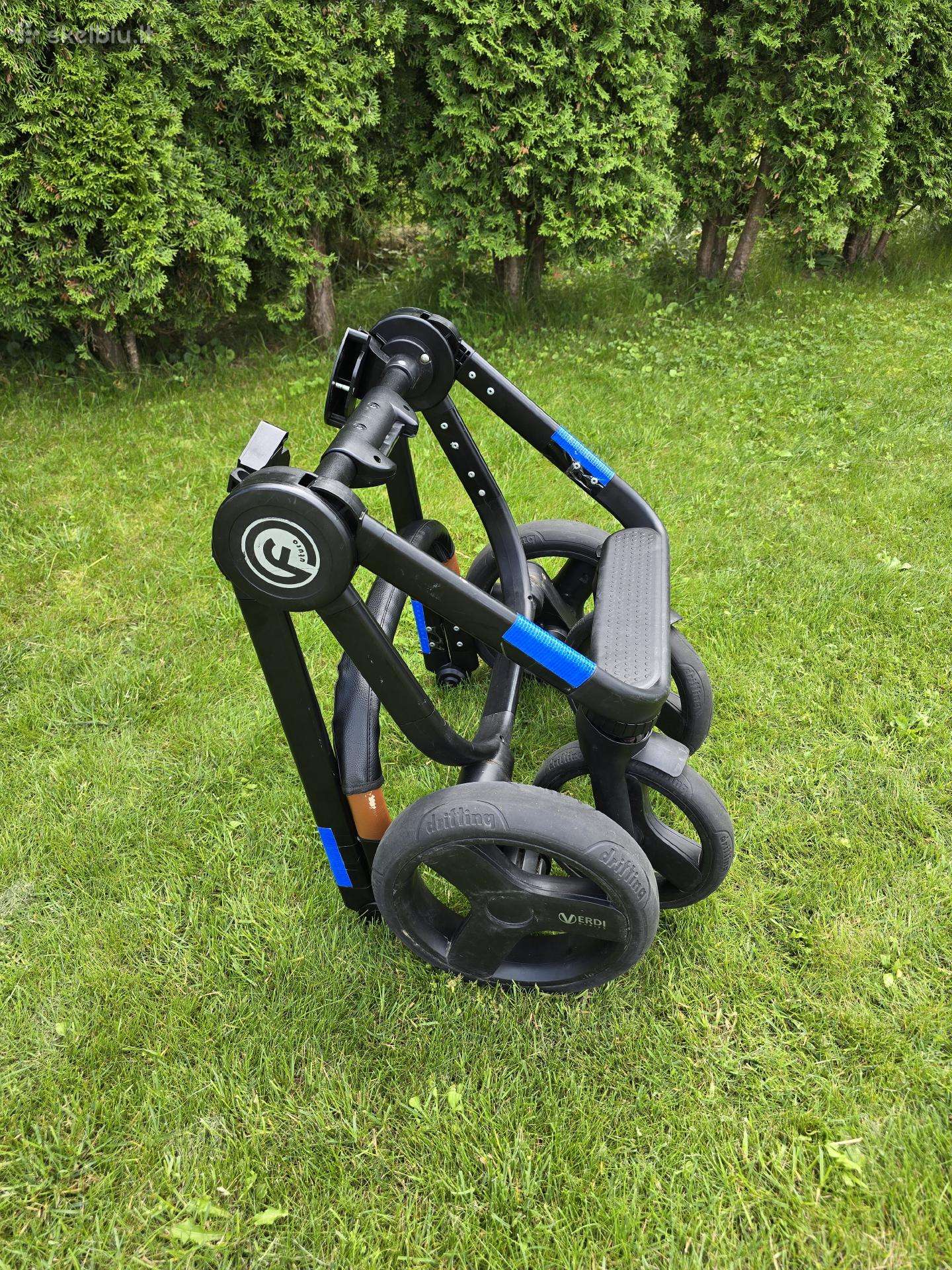 Parduodamas vežimėlis Verdi Future 3in1 (Eco oda)