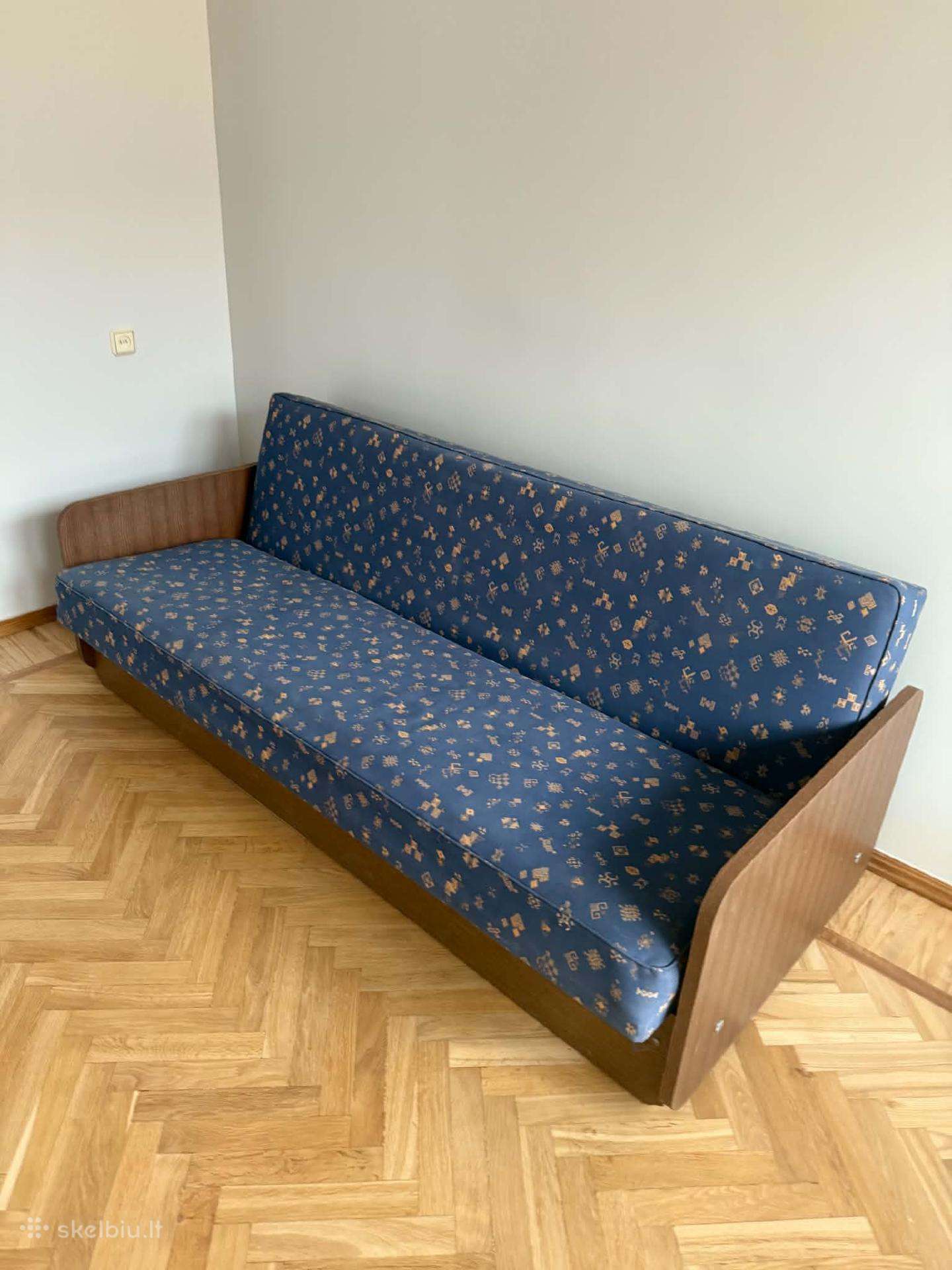 Viengule arba dvigule lova, tachta