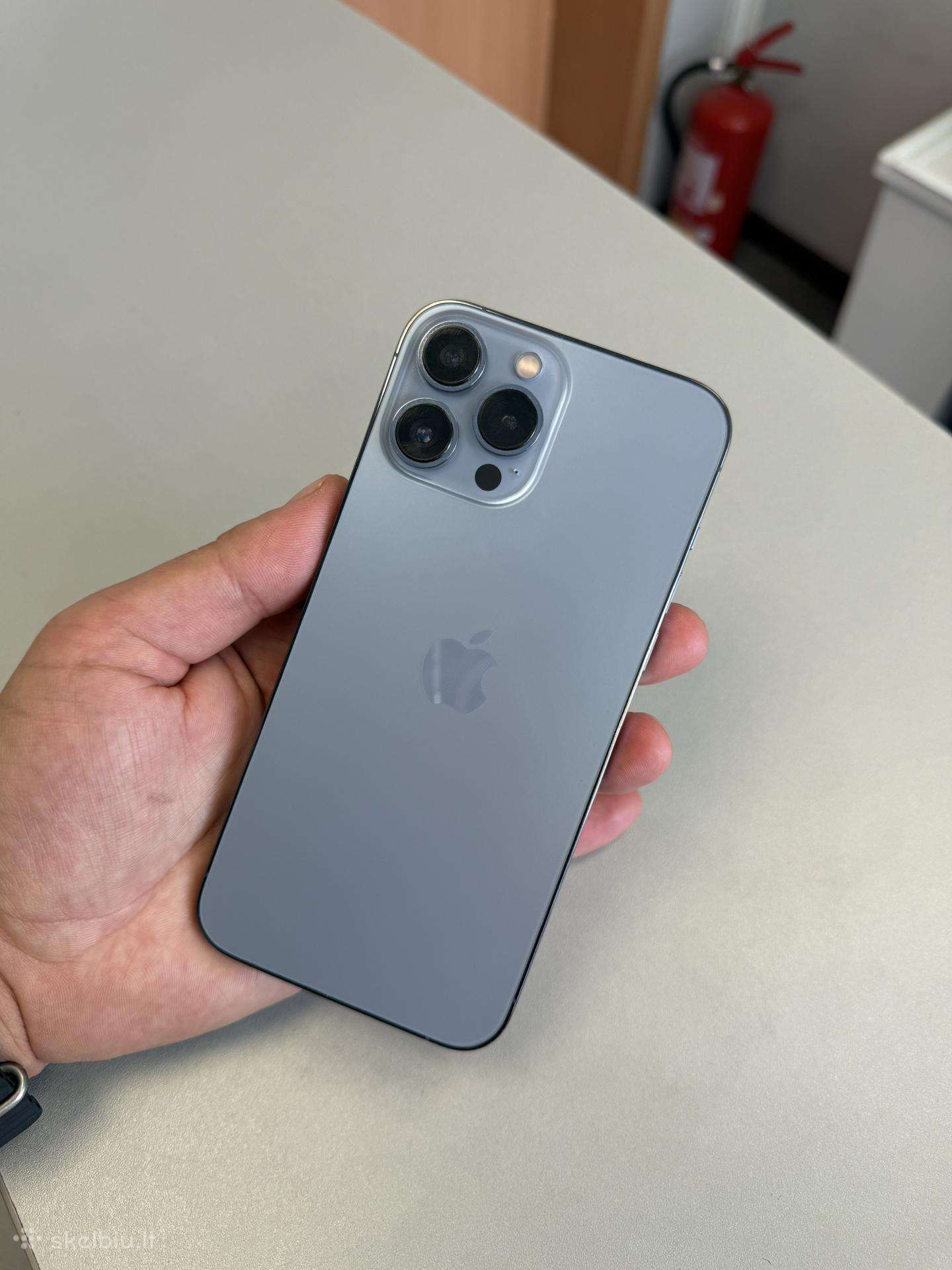 iPhone 13 Pro 1tb (Sierra Blue) 10/10 100% bat