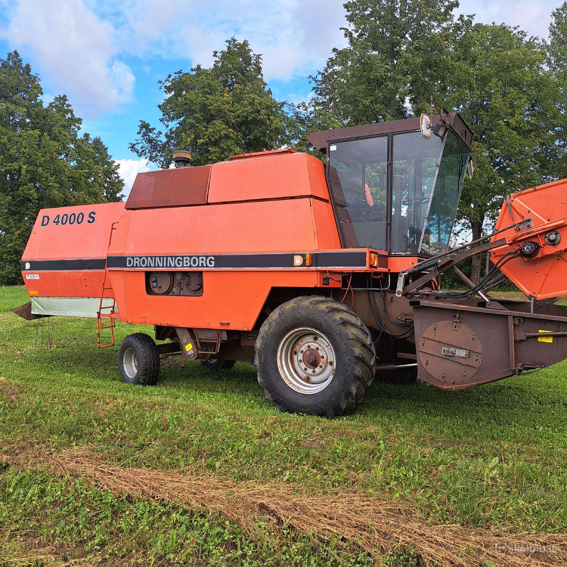 Droninborg D4000s