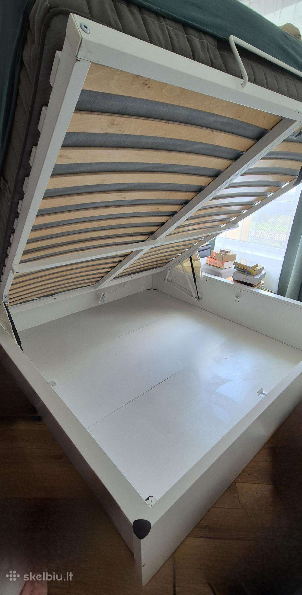 Malm (ikea) lovos rėmas