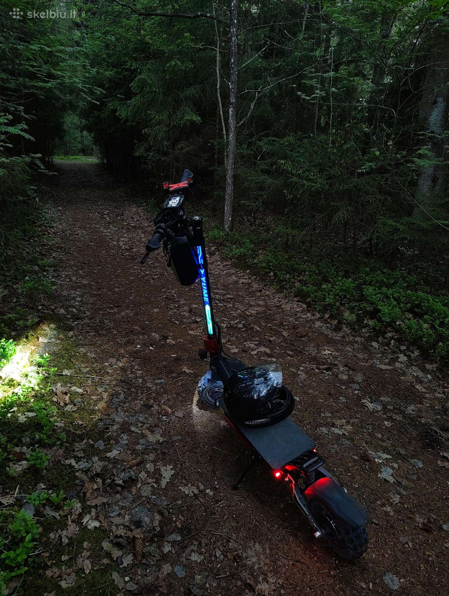 Elektrinis paspirtukas Yume Raptor