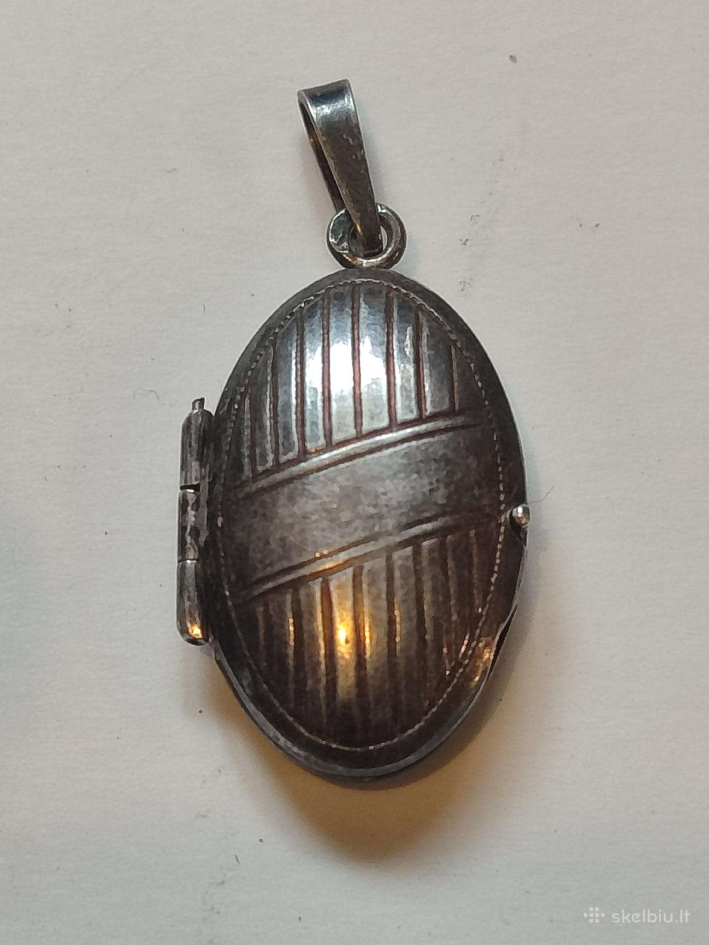 Vintažinis amuletas