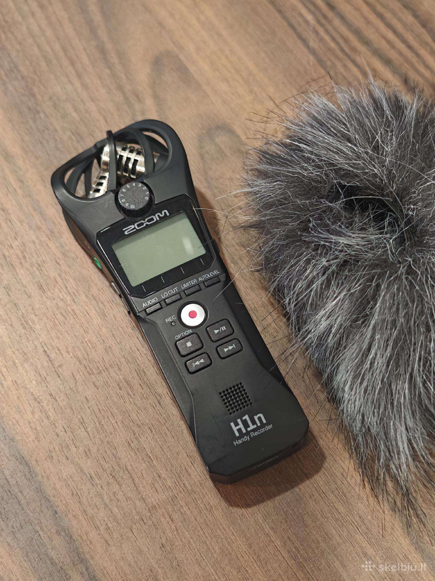 Zoom H1n audio recorder handy