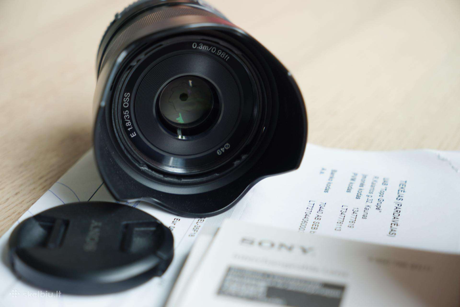 Sony E 35mm F/1.8 Oss