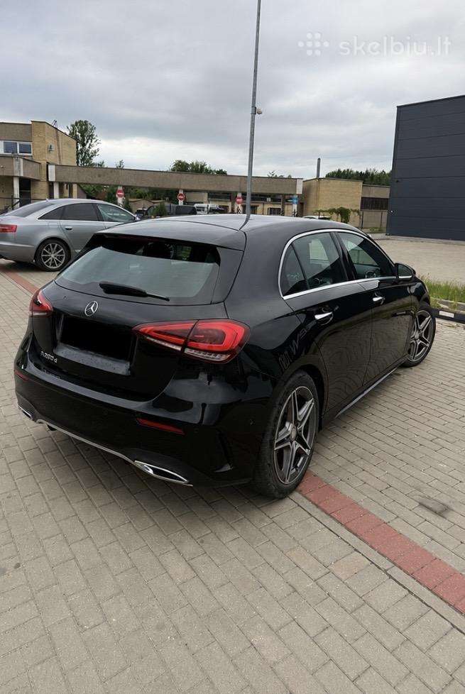 Mercedes-Benz A200, hatchback