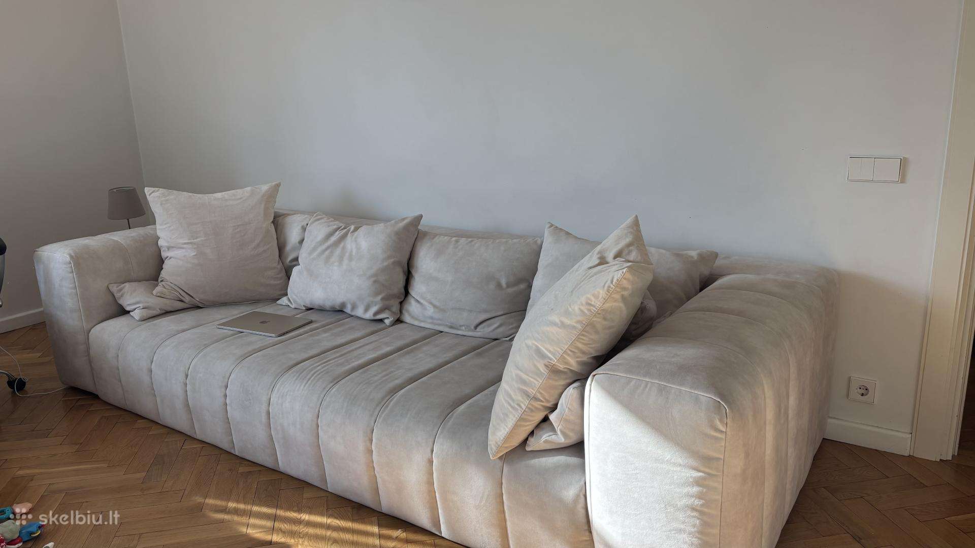 Skandinaviška premium sofa