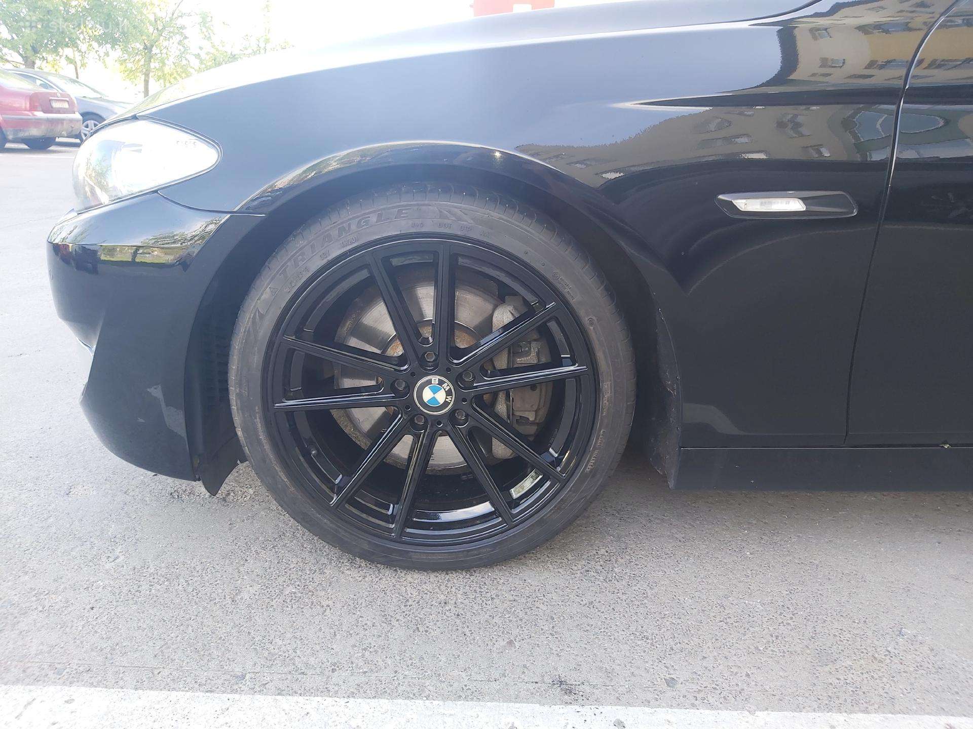 F10