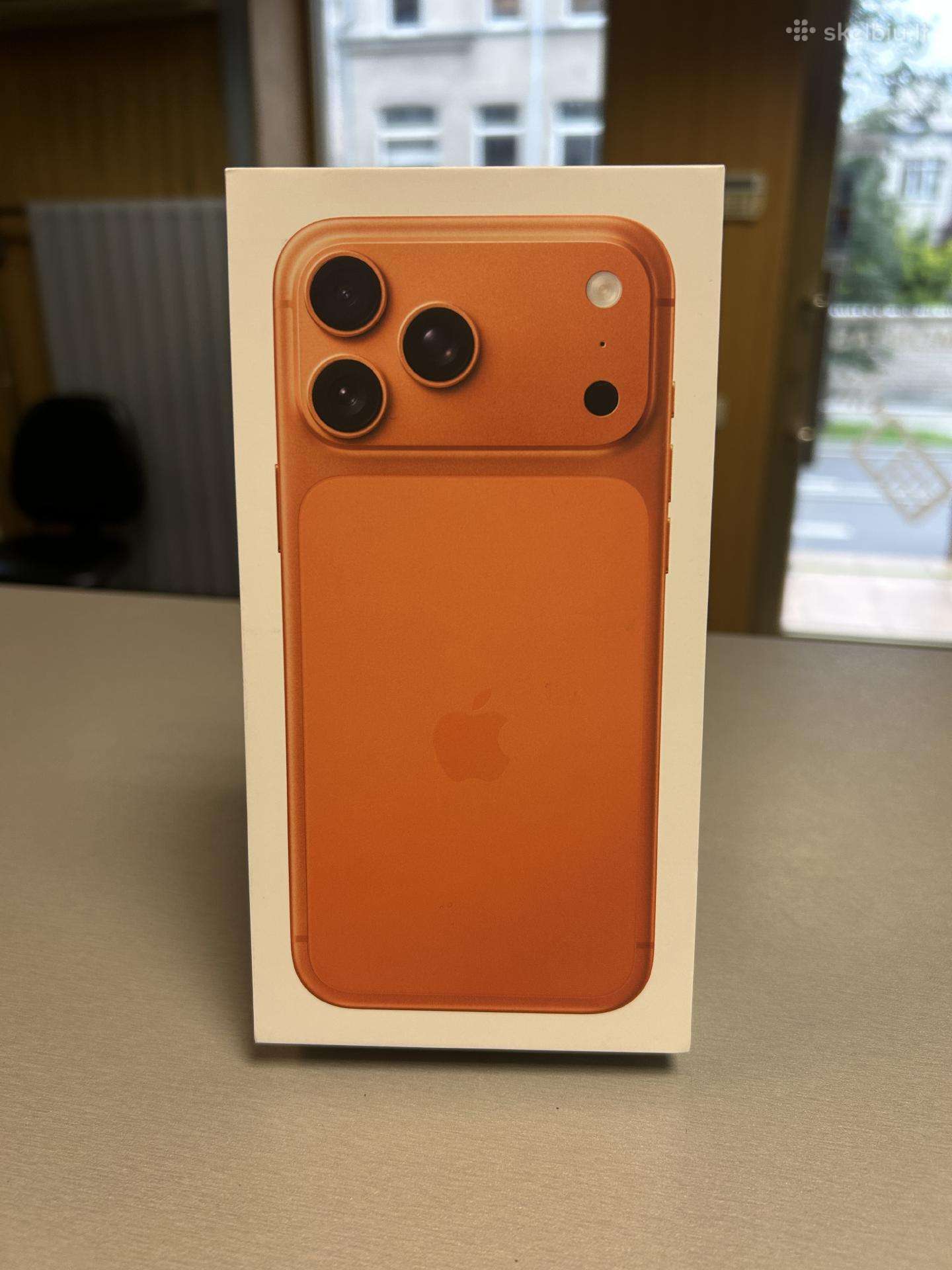 Naujas, neišpakuotas iPhone 17 pro max, 256gb.