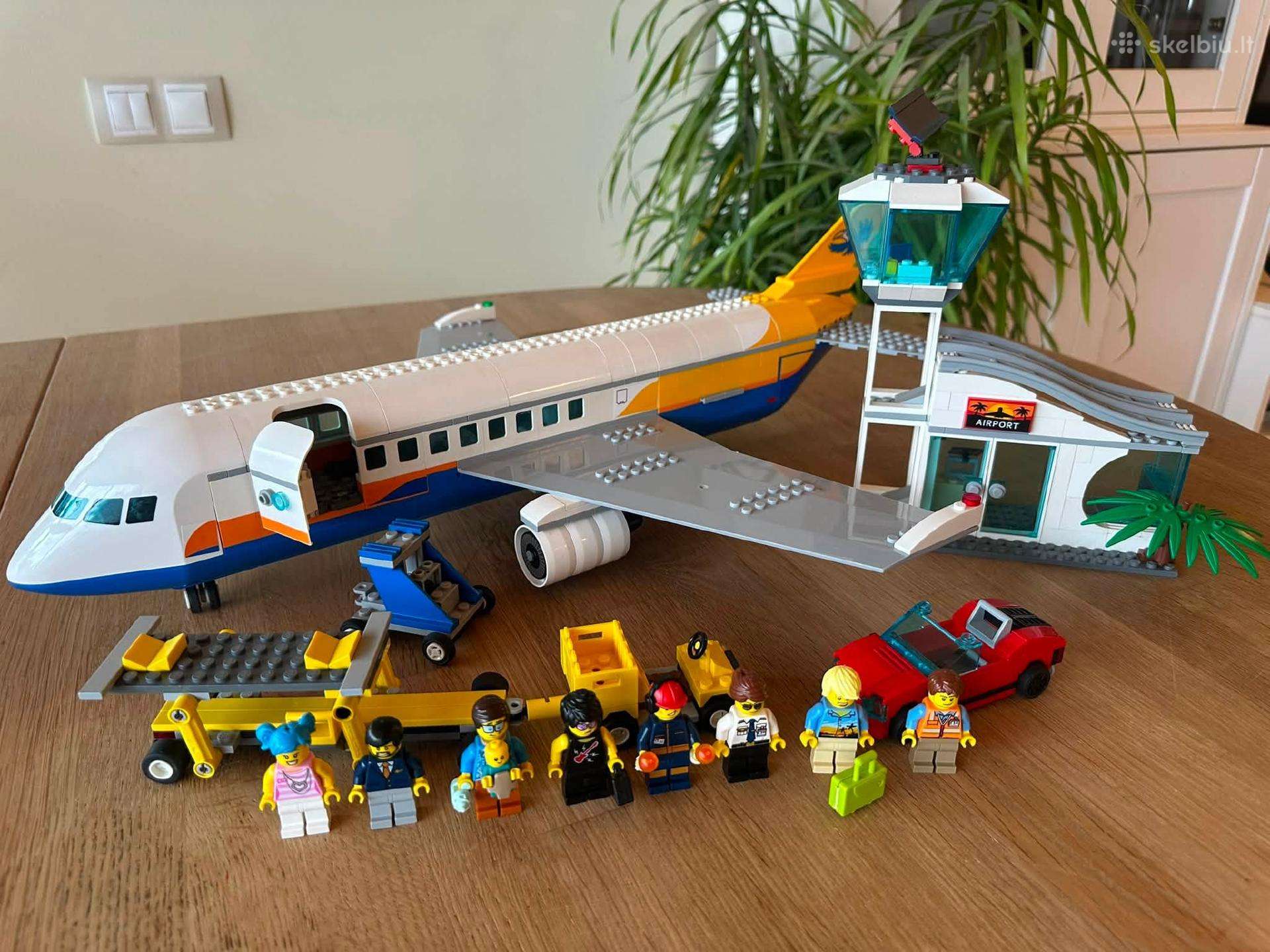 Lego 60262 Passenger airplane