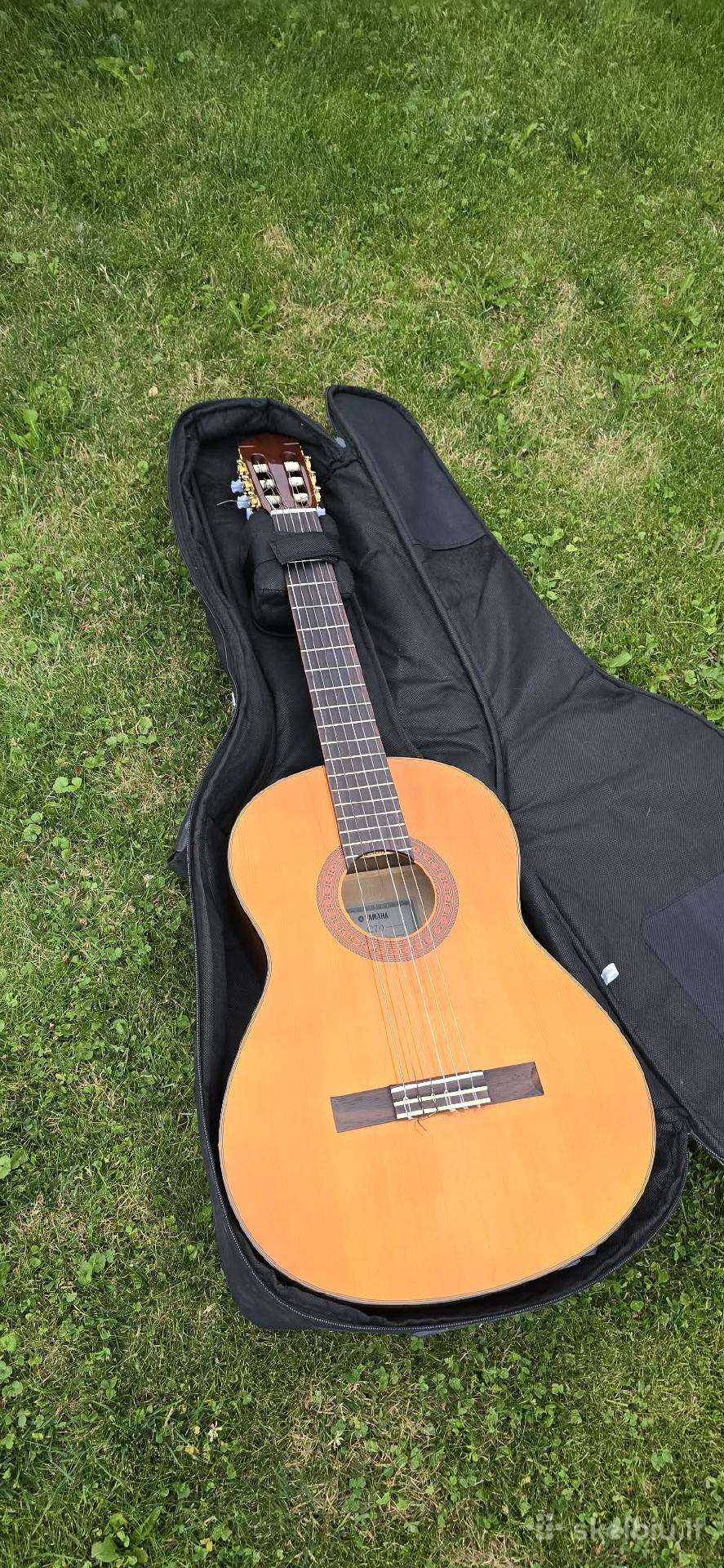 (4/4) klasikinė gitara Yamaha C70 su dėklu minkšt