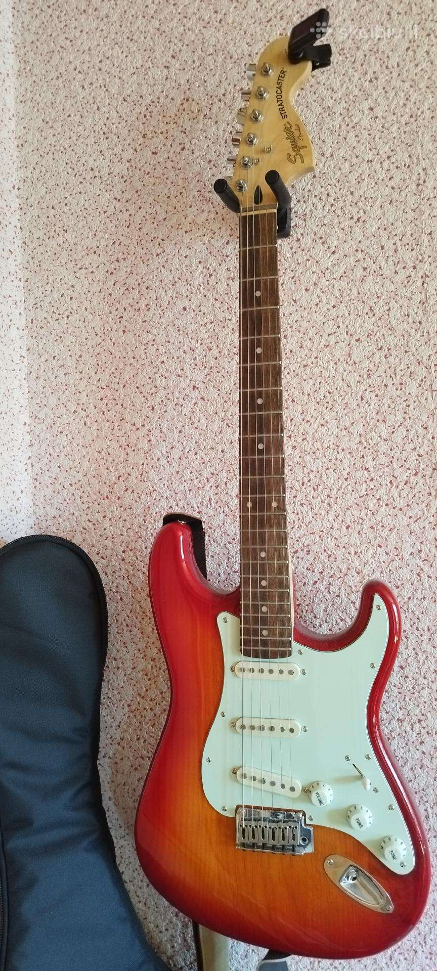Elektrinė Fender Squier Stratocaster gitara