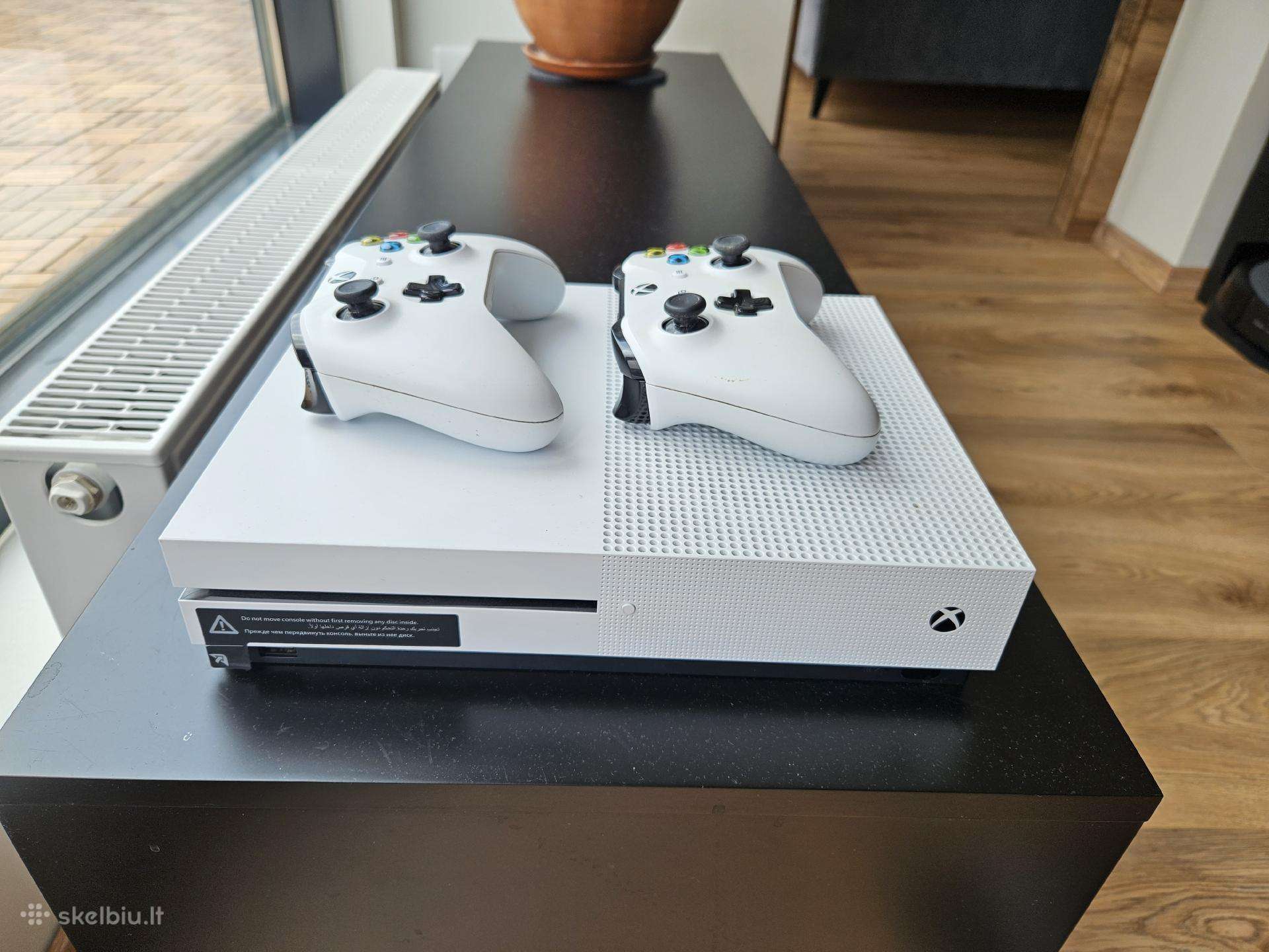 Xbox One S 2 pulteliai