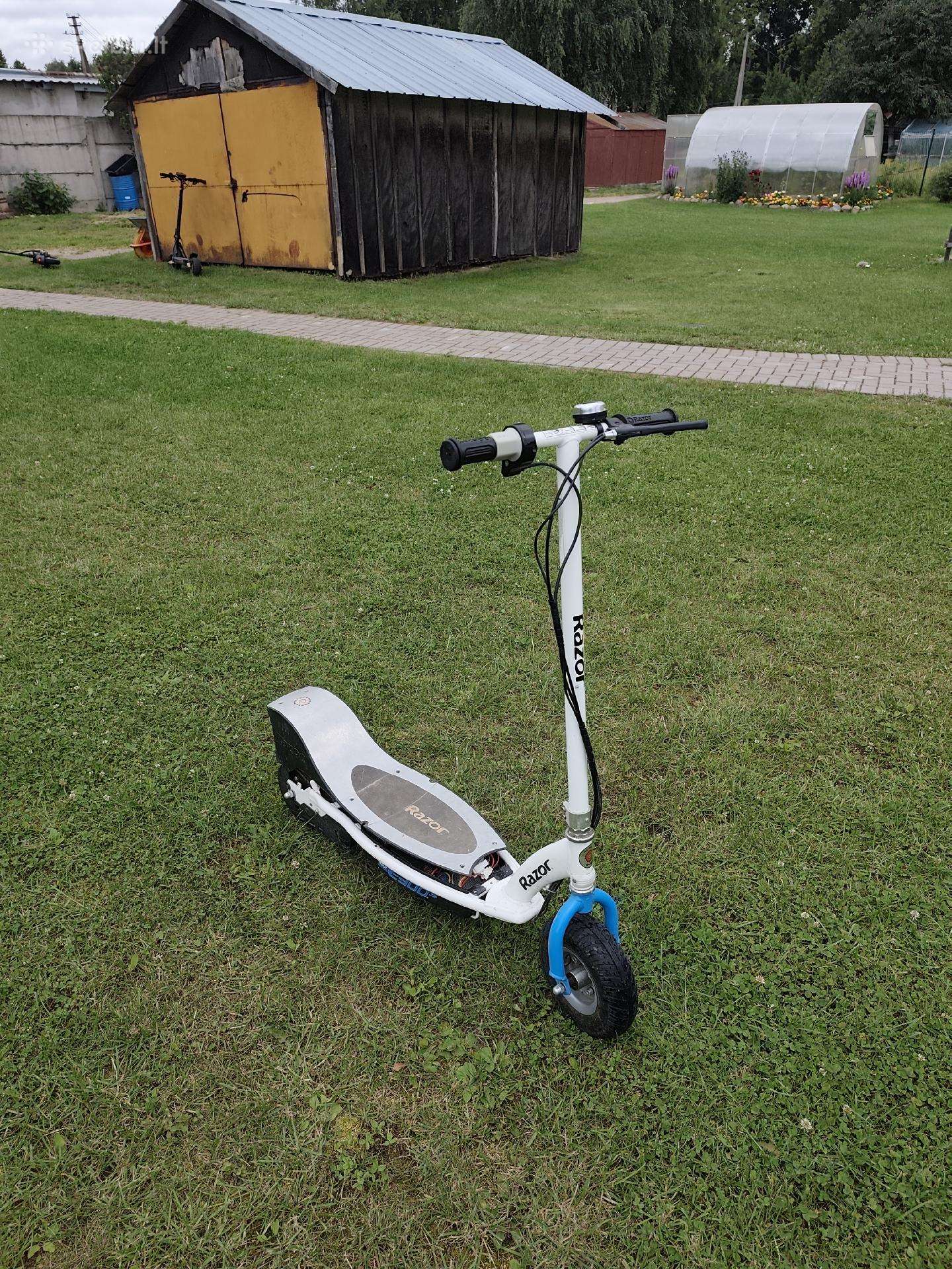 Razor 300