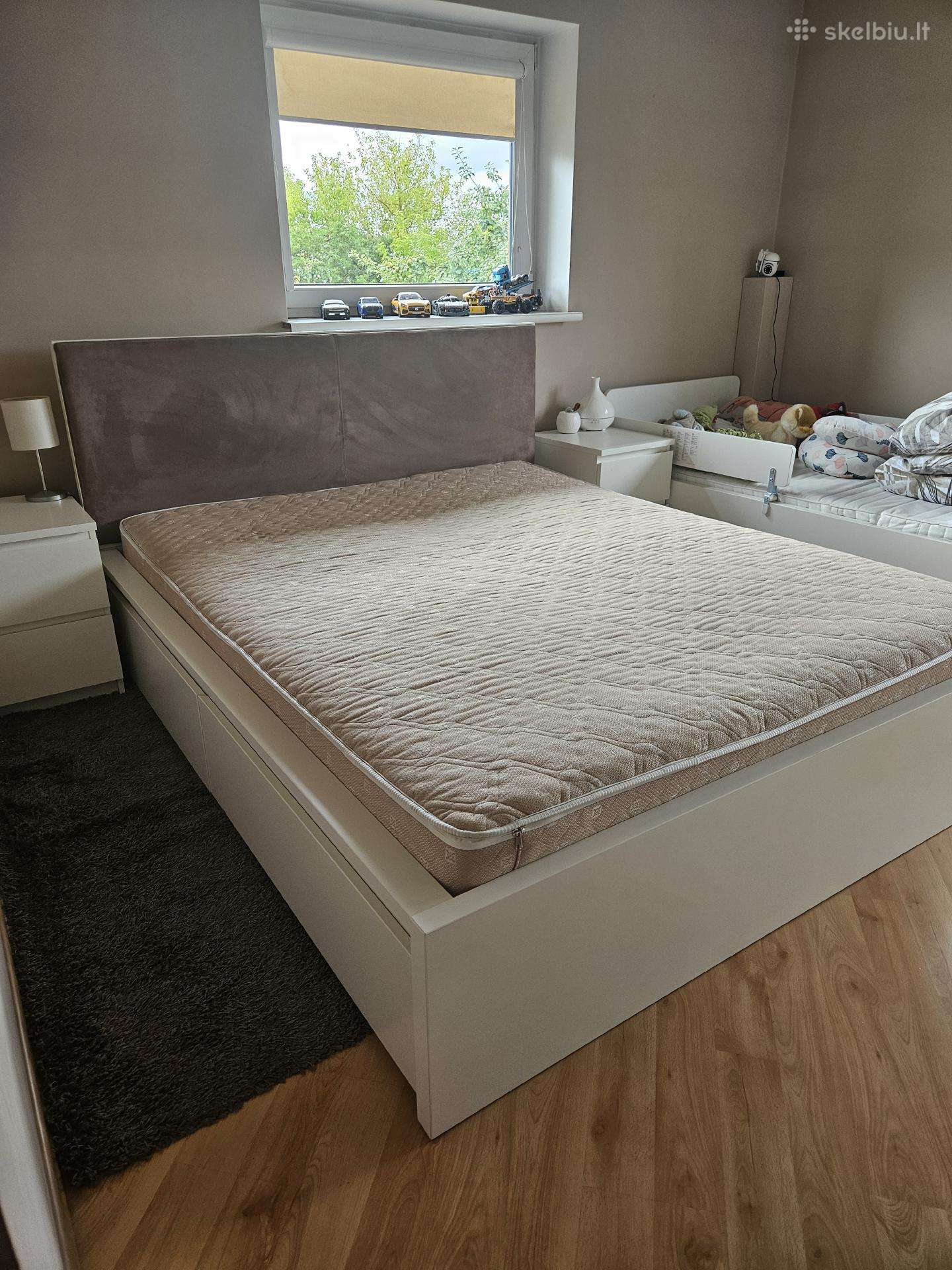 Ikea Malm lovos rėmas su dviem stalčiais 160x200