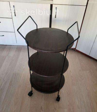 Staliukas su ratukais, juodas