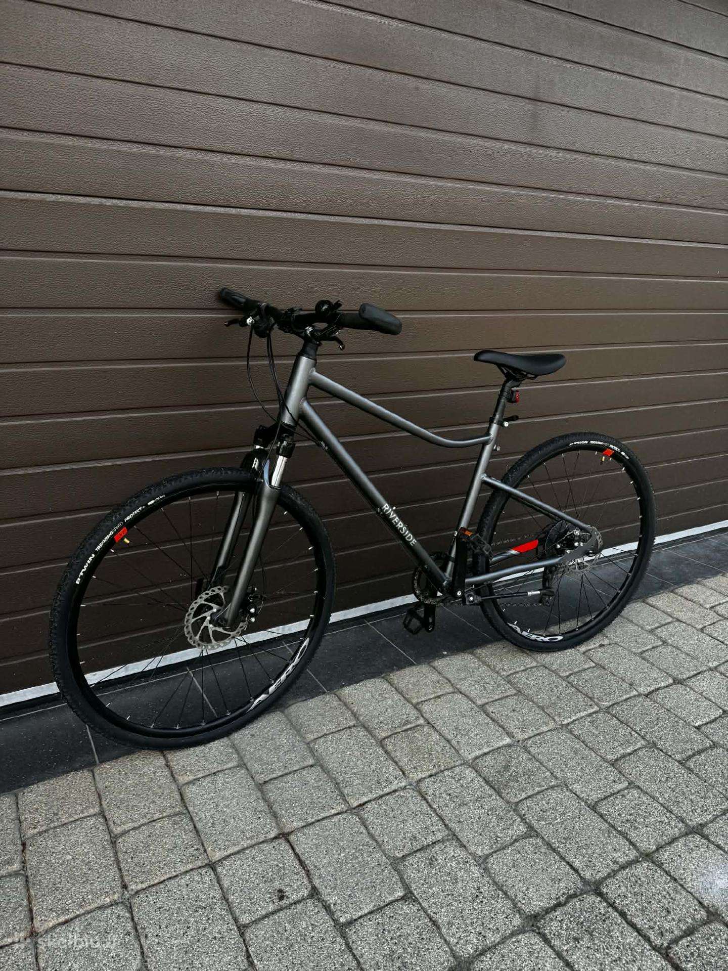 Dviratis Riverside 700 M