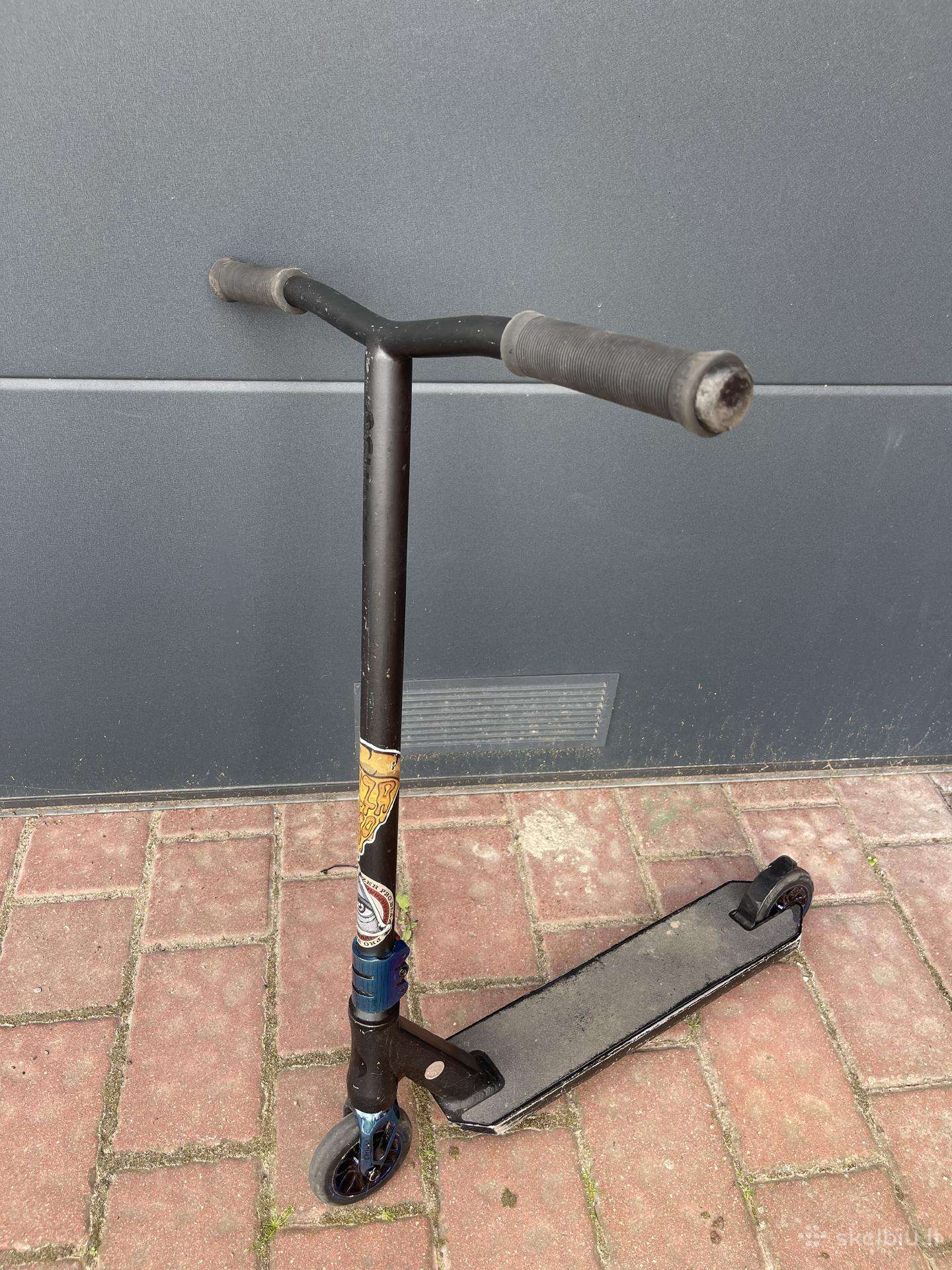 Triukinis paspirtukas ‘Chilli pro scooter